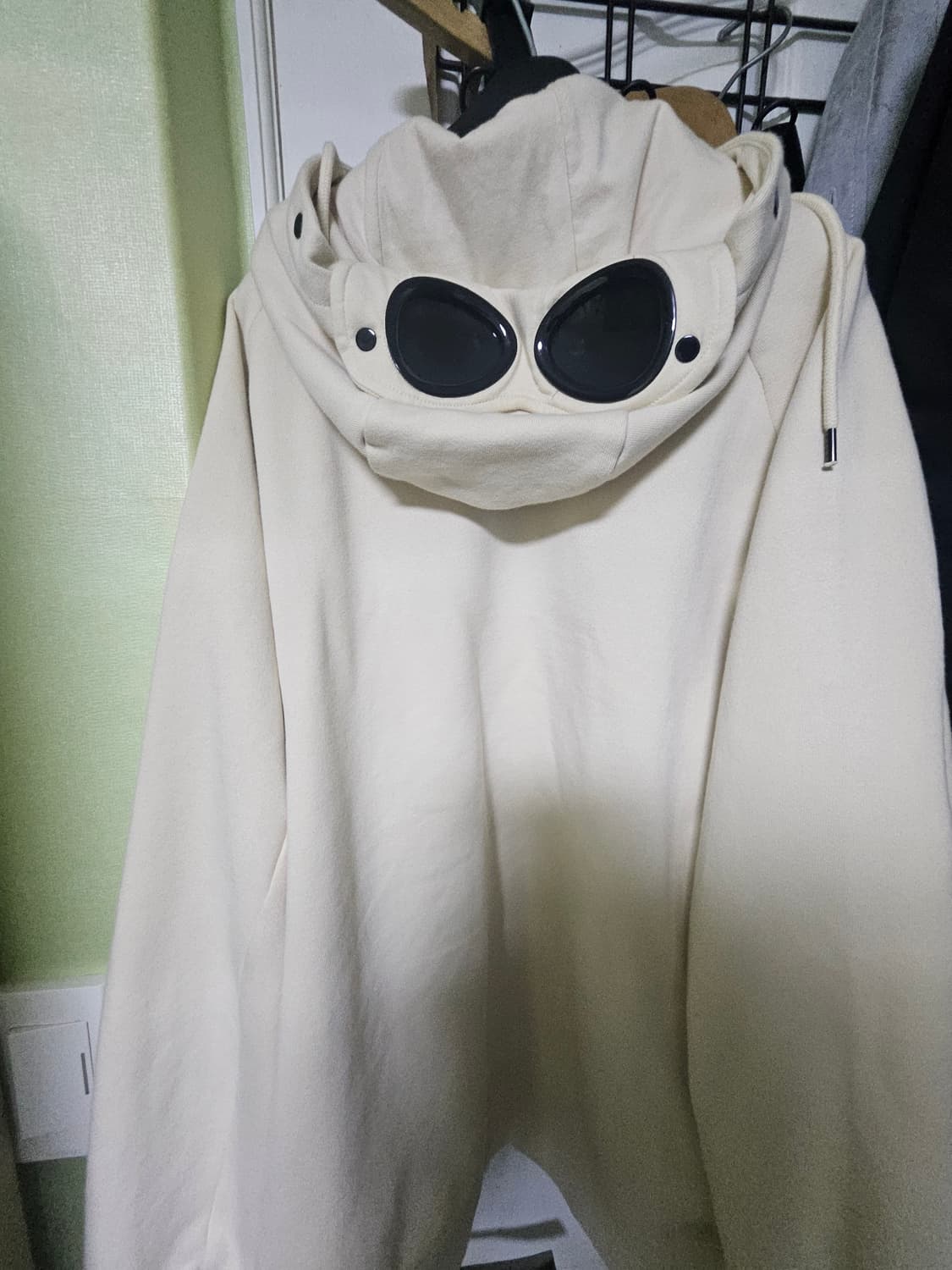 cp컴퍼니 고글 후드집업 상품이미지3