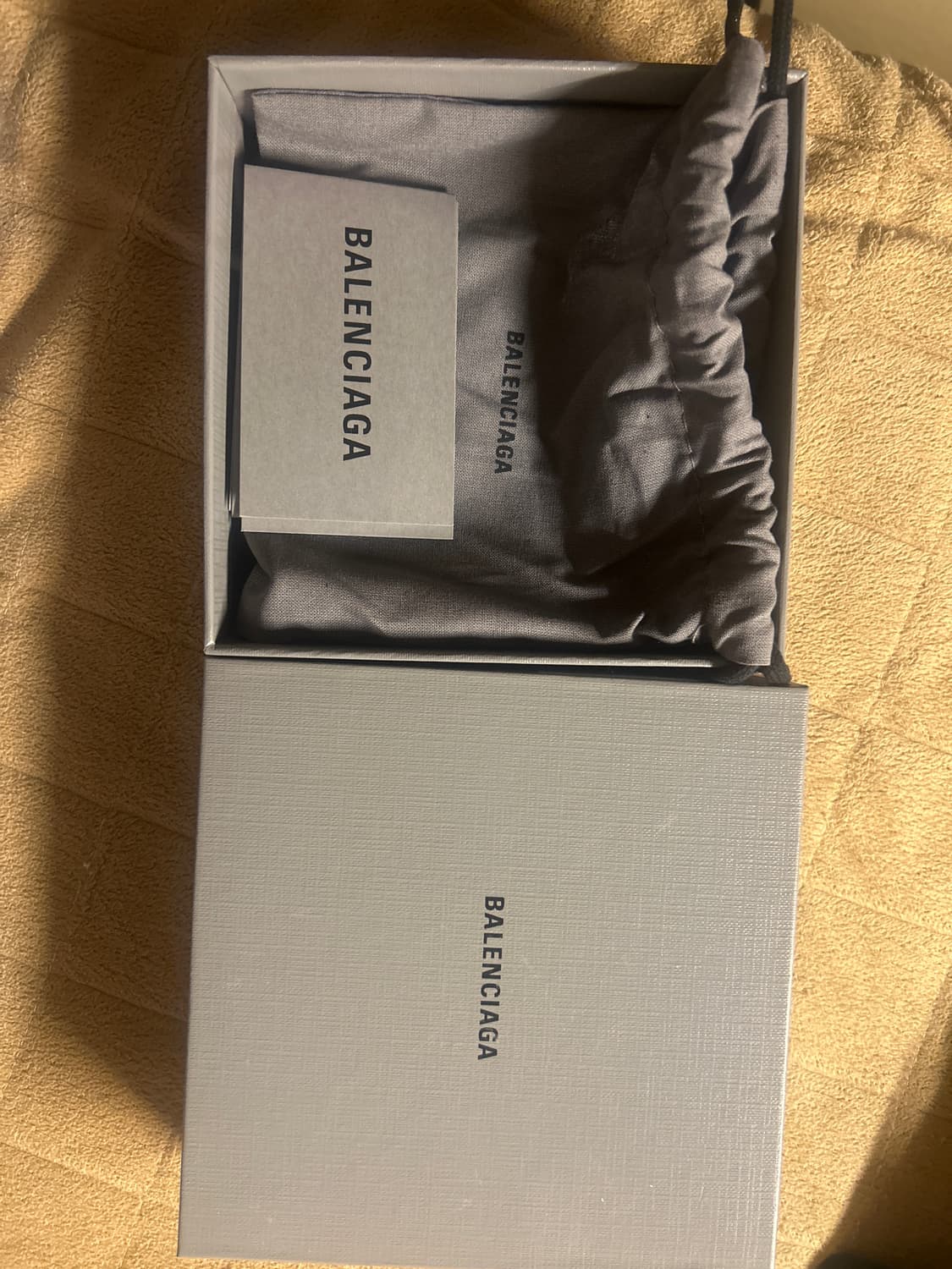 발렌시아가 정품 반지갑 급처 상품이미지4