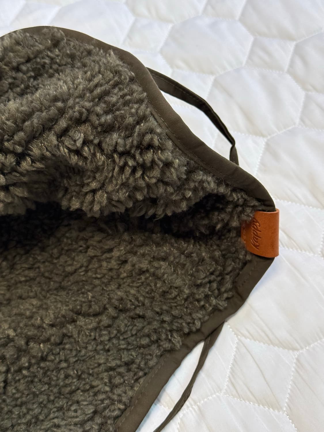 캐피디자인 리버시블 트루퍼햇 카키 상품이미지2