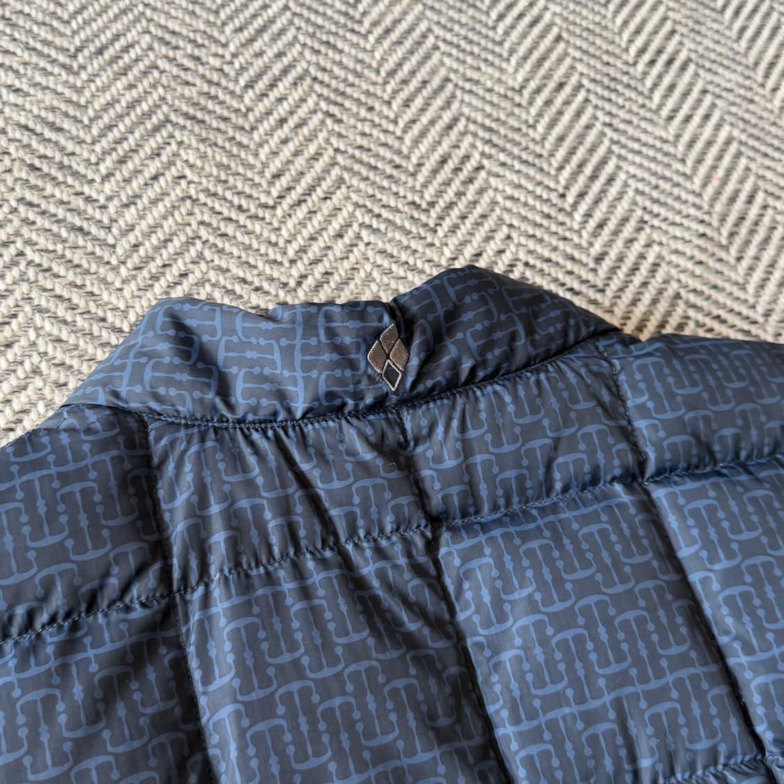 몽벨 한텐 다운 베스트 상품이미지5