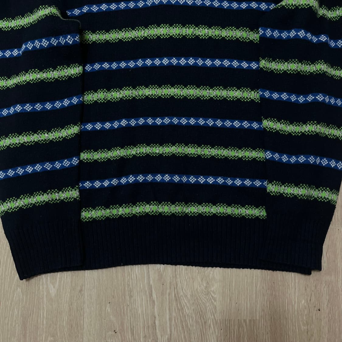 아메리칸 이글 스트라이프 3버튼 넥 스웨터 XL/105 상품이미지3