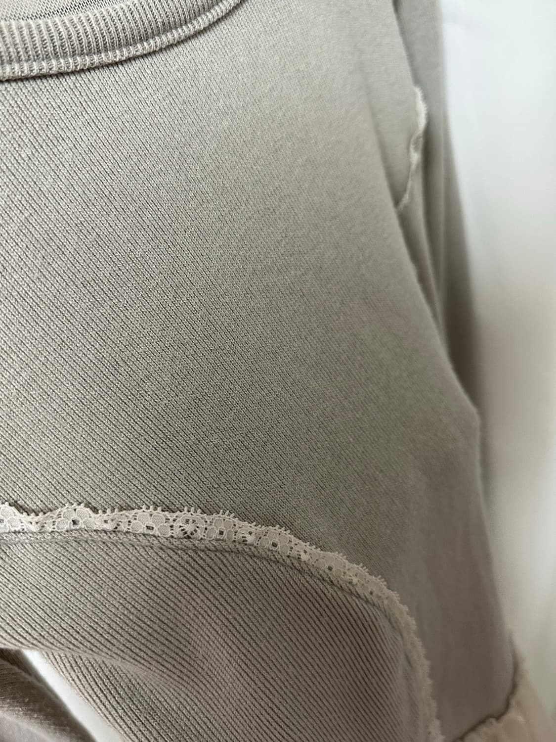 플레어업 Layered Lace Frill Long Sleeve 그레이 상품이미지3