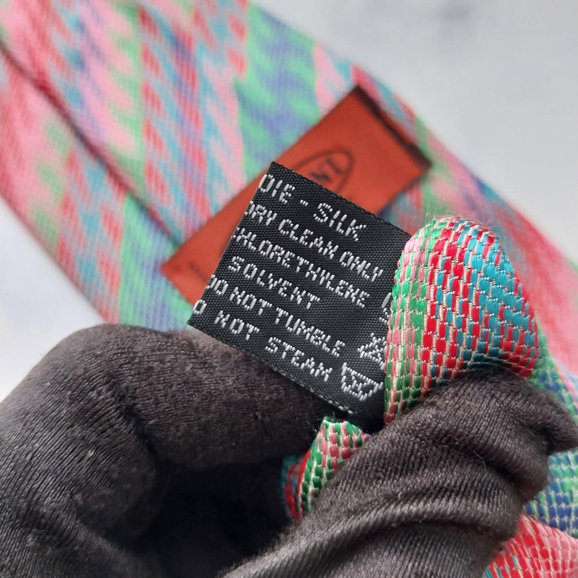 미쏘니 실크 핑크 멀티 스트라이프 넥타이 9.3cm A등급 K2124
 상품이미지10