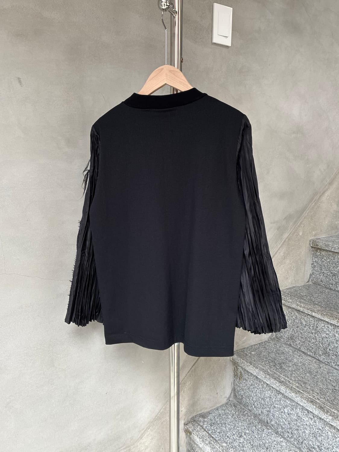 토가 풀라 플리츠 티셔츠 상품이미지3