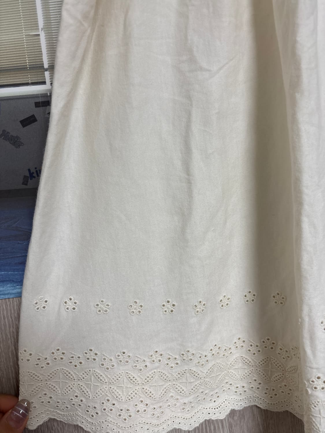 카메 빈티지 사만사모스모스 SM2 아이보리 자수 셔링 슬리브리스 나시 상품이미지3