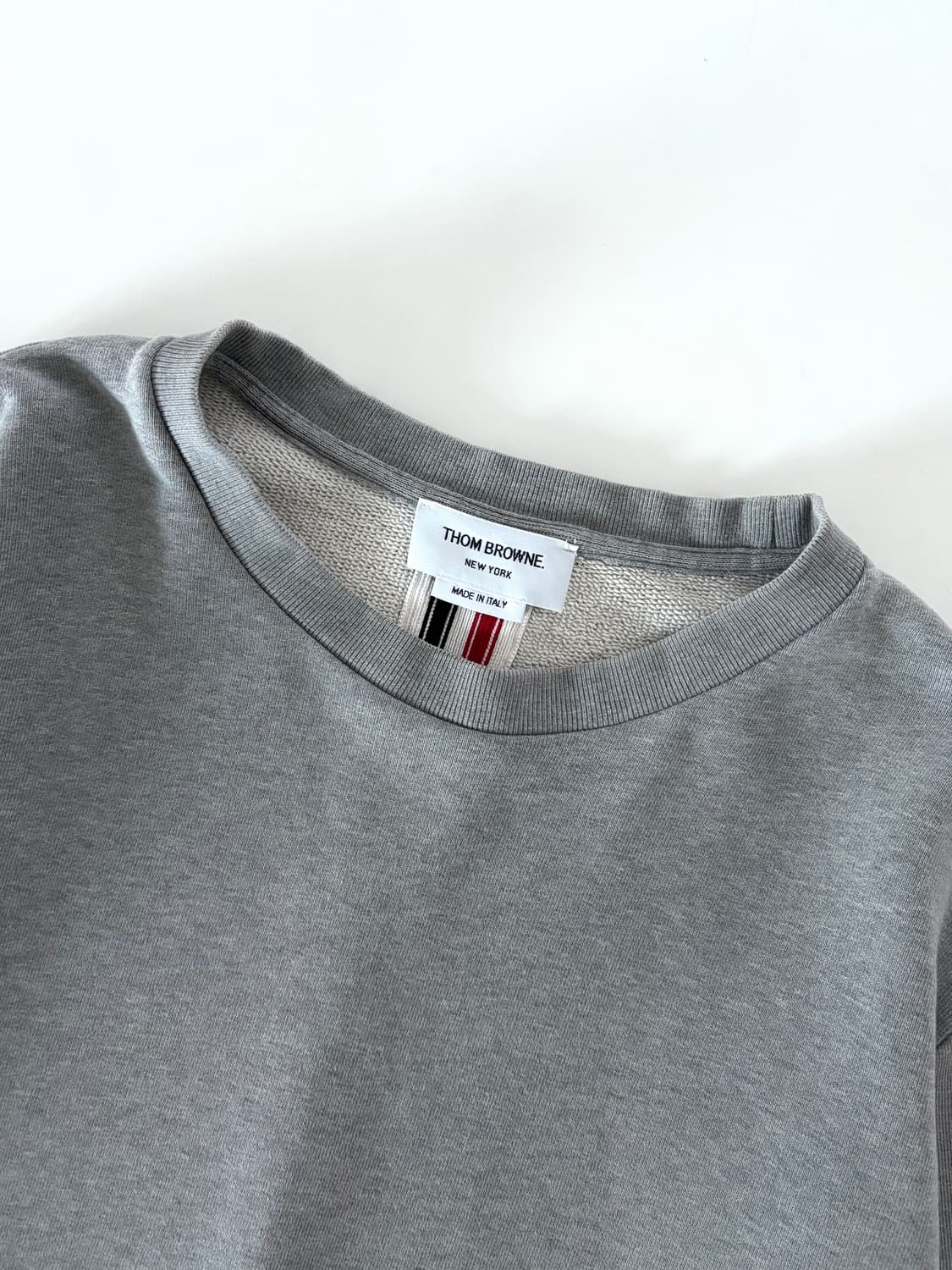 Thom Browne 톰브라운 백삼선 스웻셔츠 상품이미지3