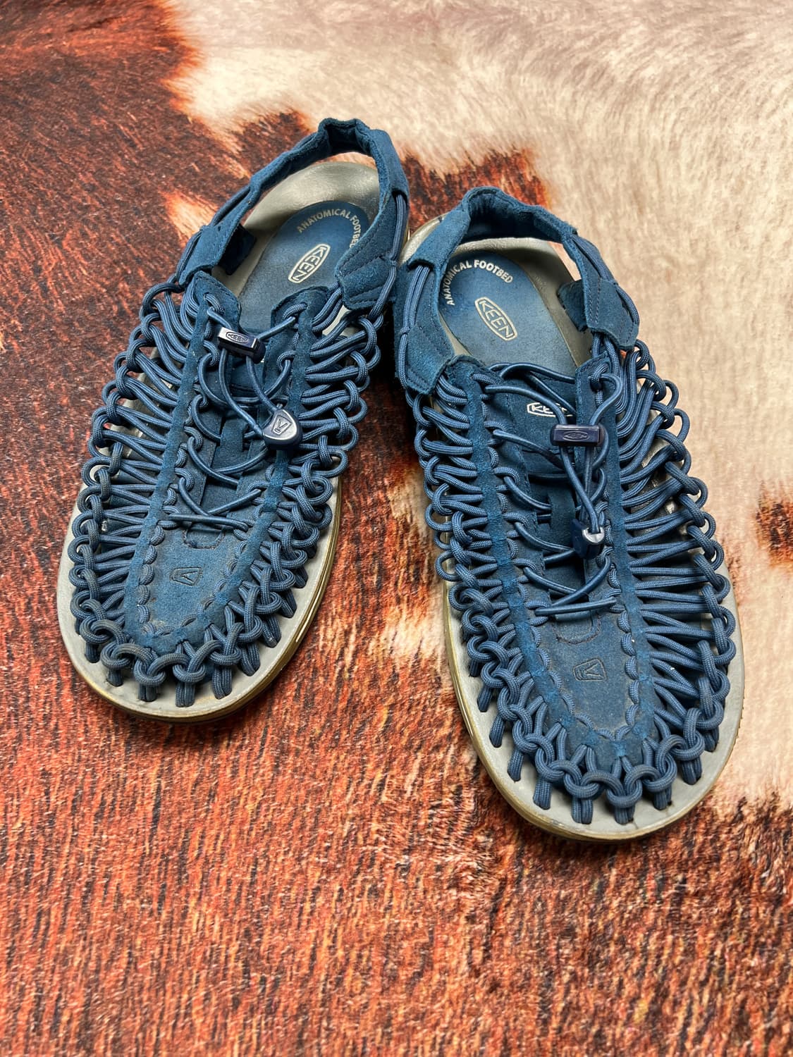 [280] KEEN 킨 유니크 샌들 블루 상품이미지1