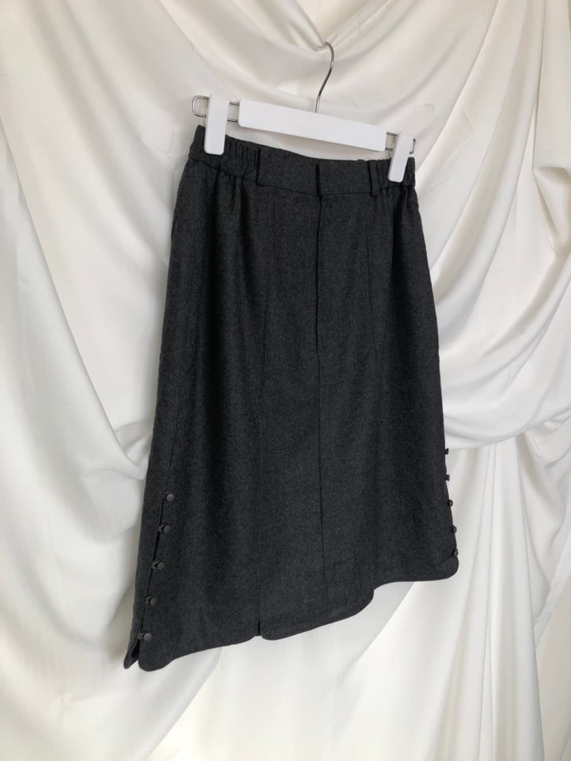 837. side bean button midi SK 상품이미지1