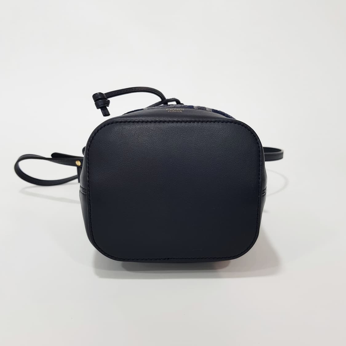 펜디 자가드 우븐 몬트레조 미니 버킷백 8BS093 상품이미지7