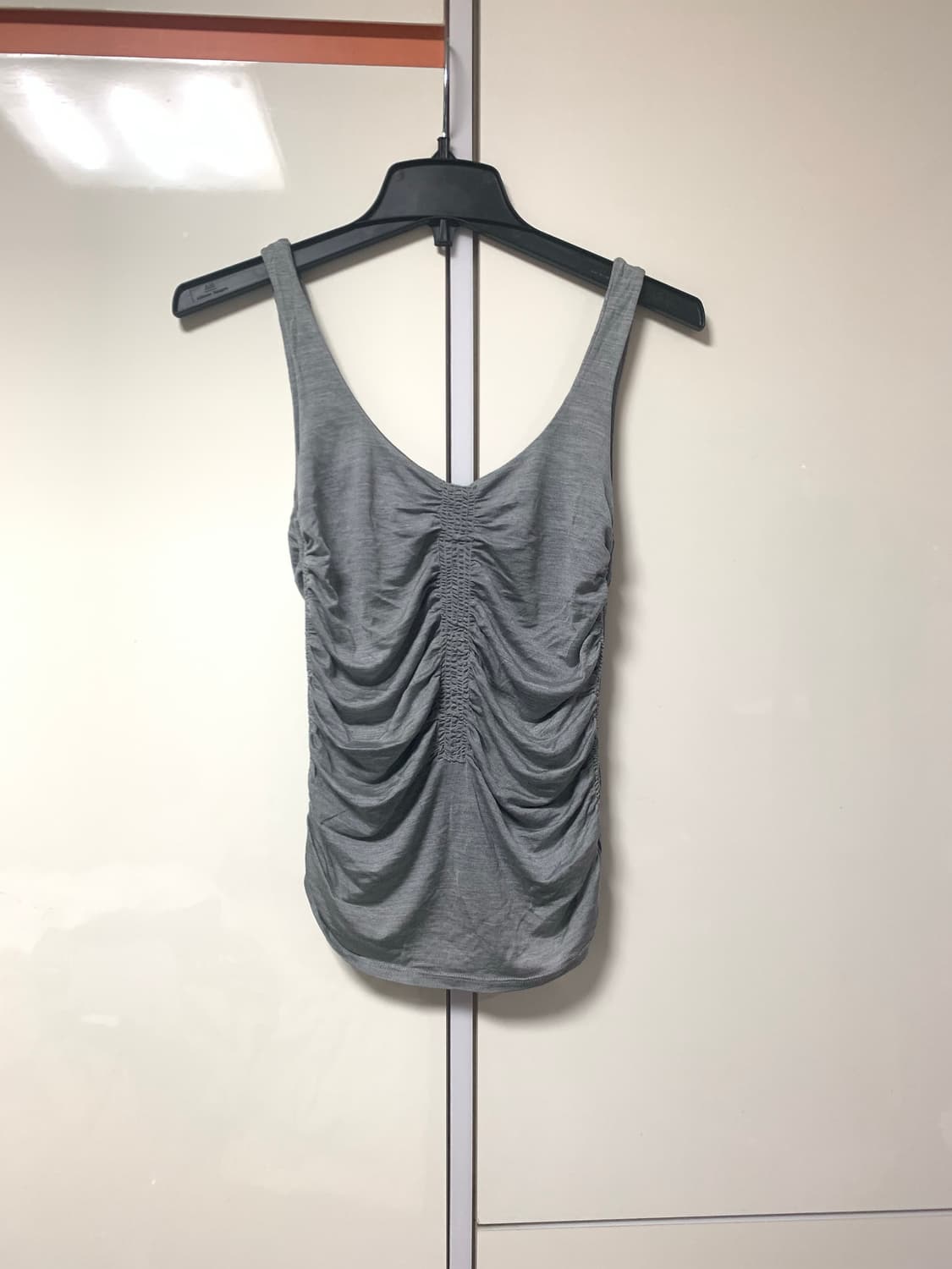 Y2k Hugo boss sik top 이너티 상품이미지1