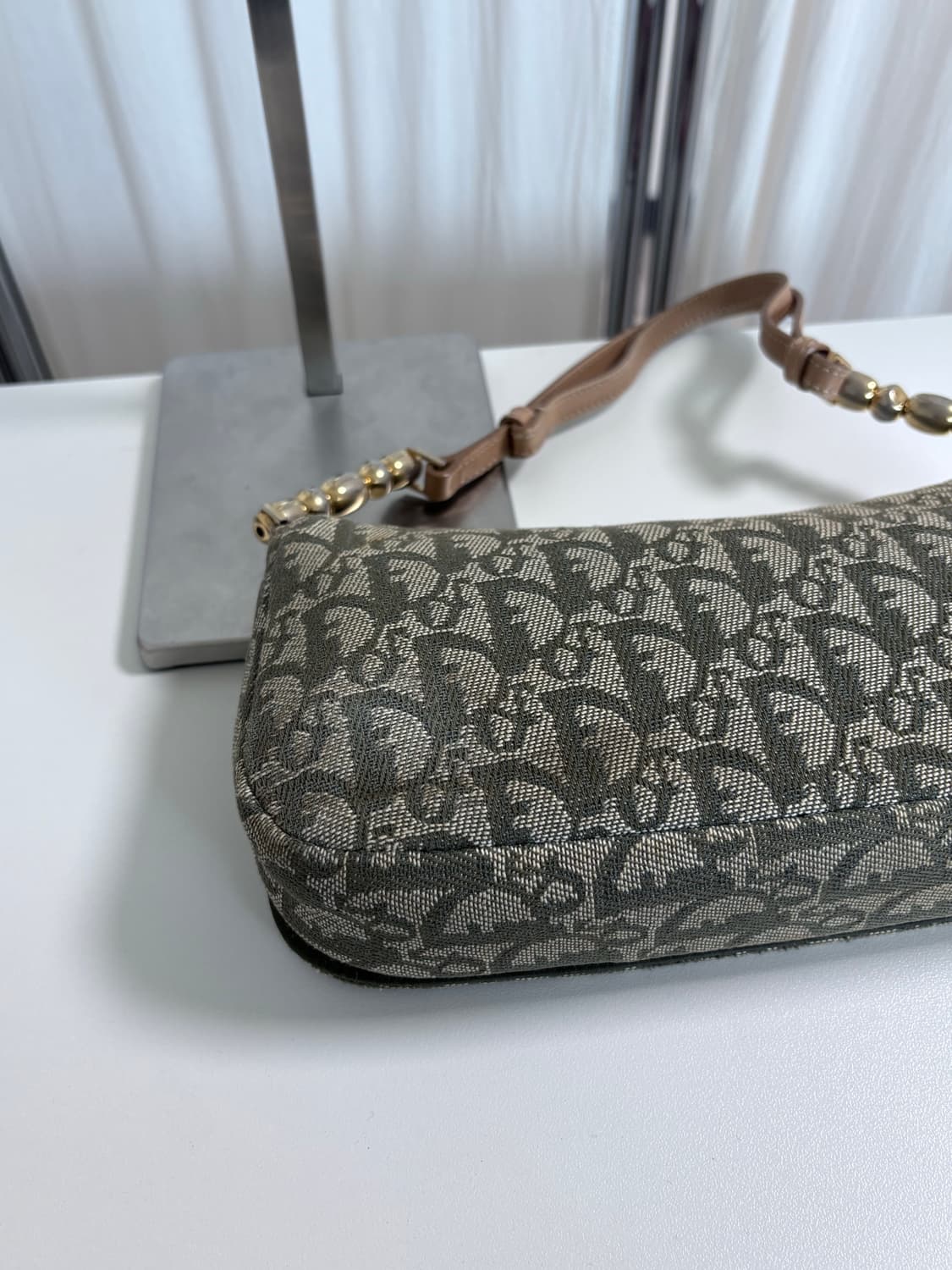 디올 오블리크 카키 마리스 숄더백 상품이미지5