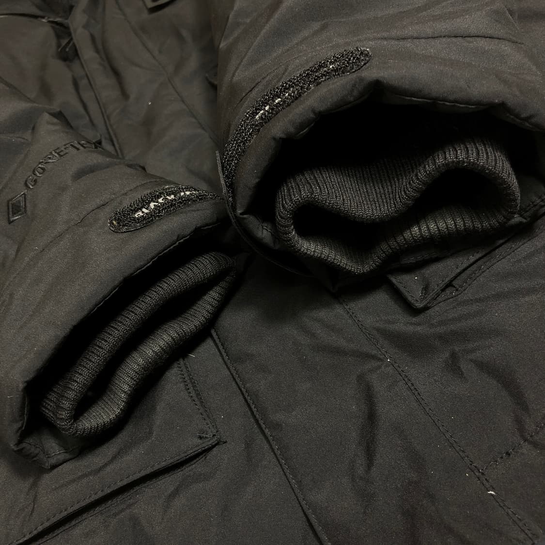 블랙야크 고어텍스 패딩 L 상품이미지7