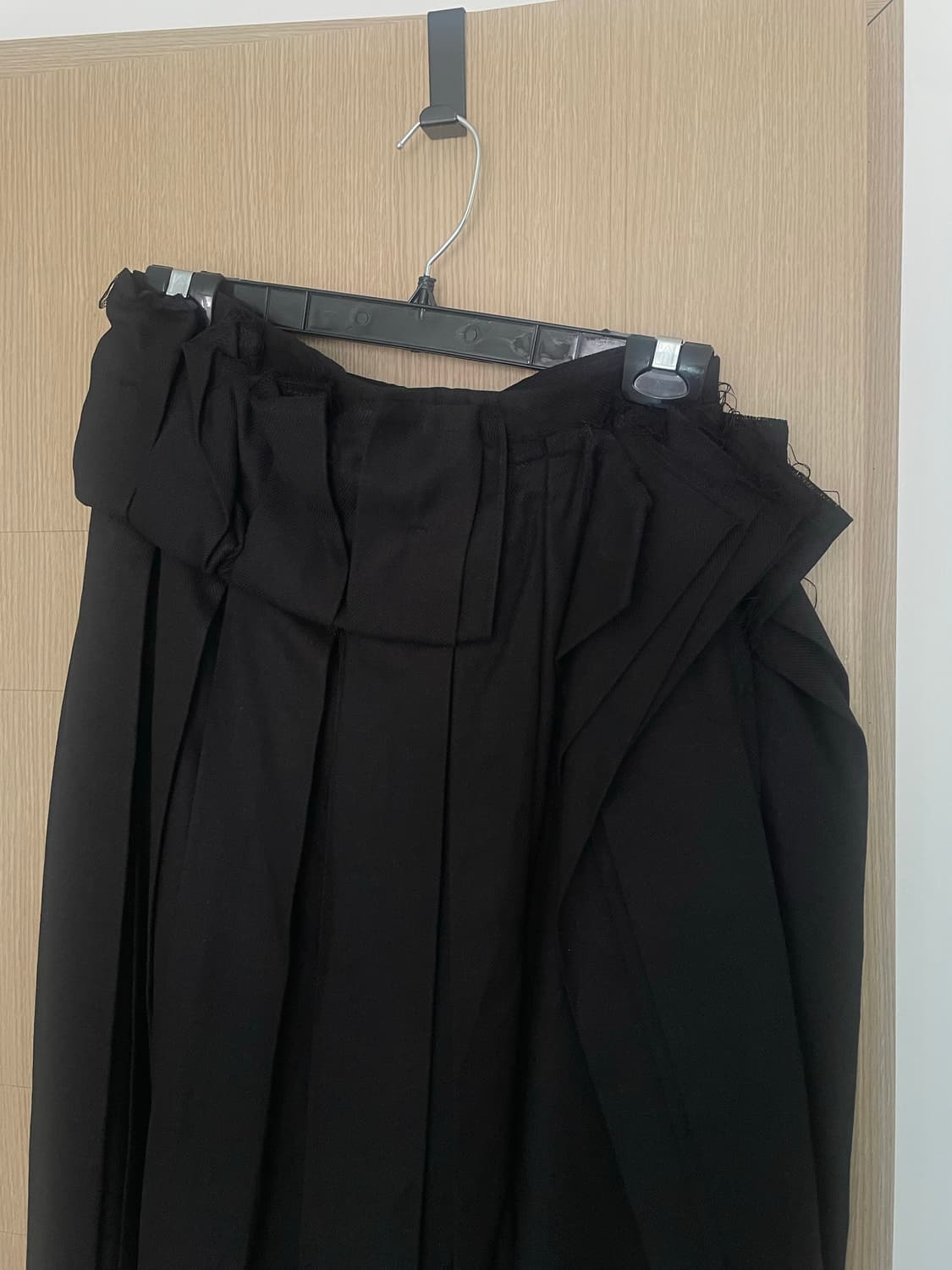 [Eonts]Offbeat pleats skirt -black/2size 상품이미지8