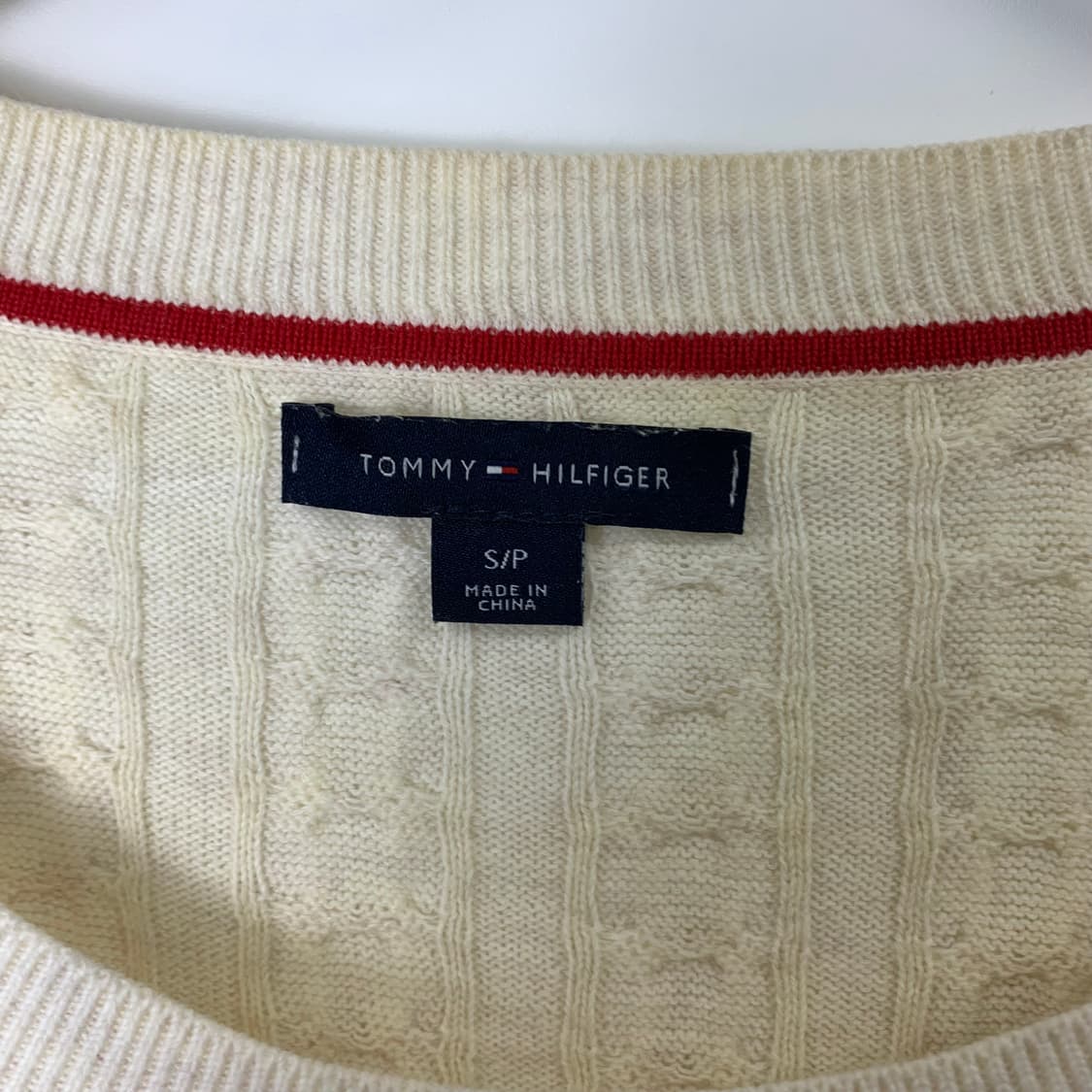 타미힐피거 화이트 꽈배기 니트 상품이미지6