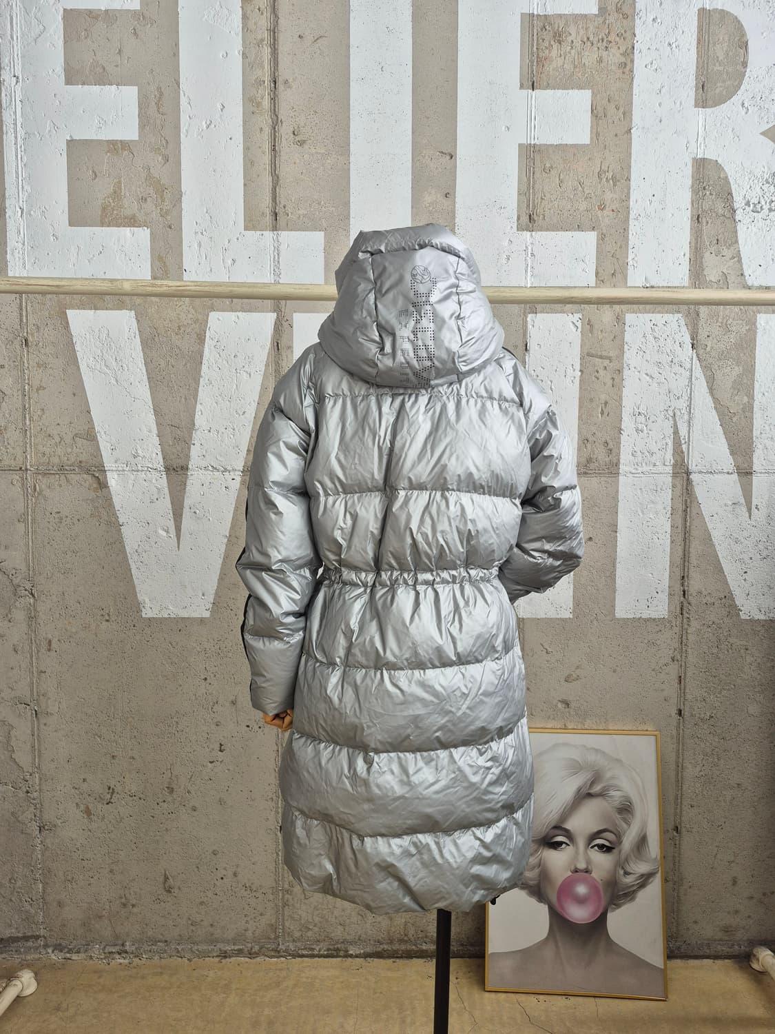 디스커버리 실버 다운롱패딩 상품이미지3