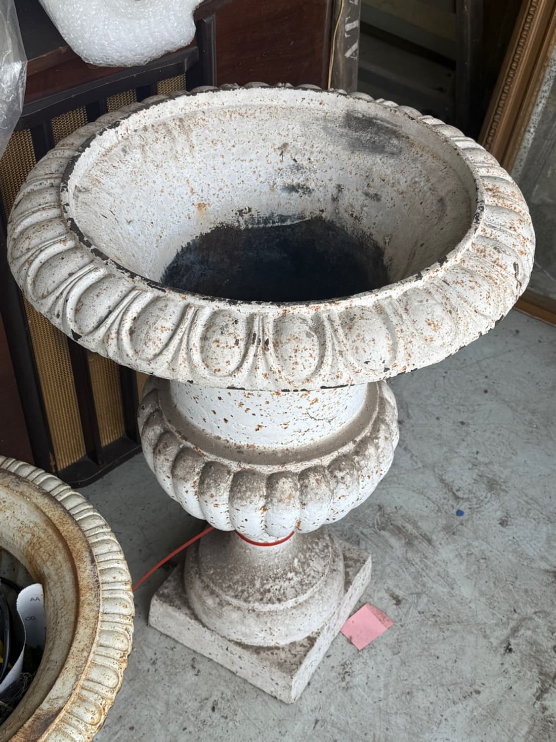 영국 빈티지 주물 화분 화이트 상품이미지1