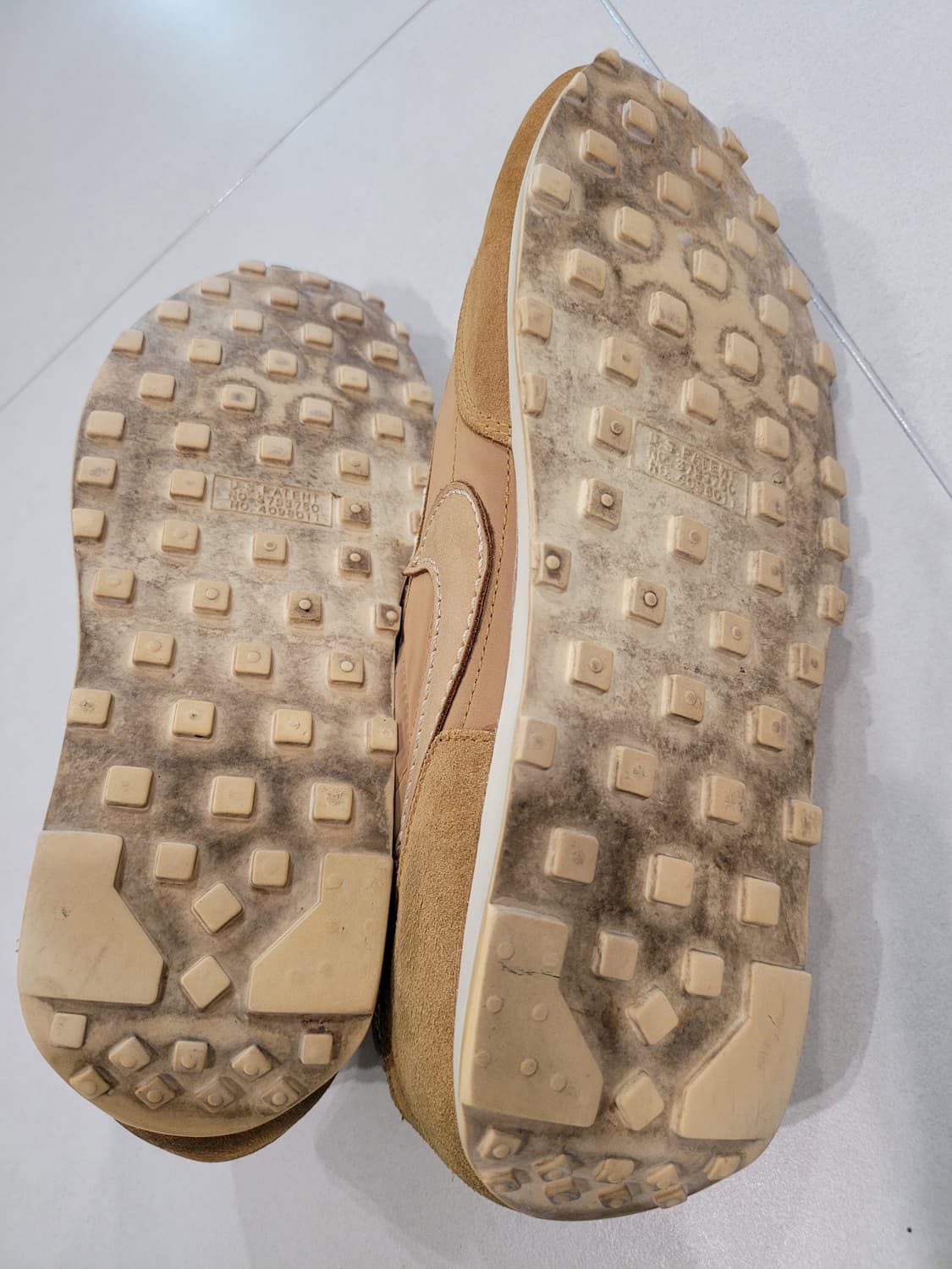 내 발끝에 머무는 따뜻한 라떼 한 잔, 나이키 데이브레이크 커피' ☕ 상품이미지7