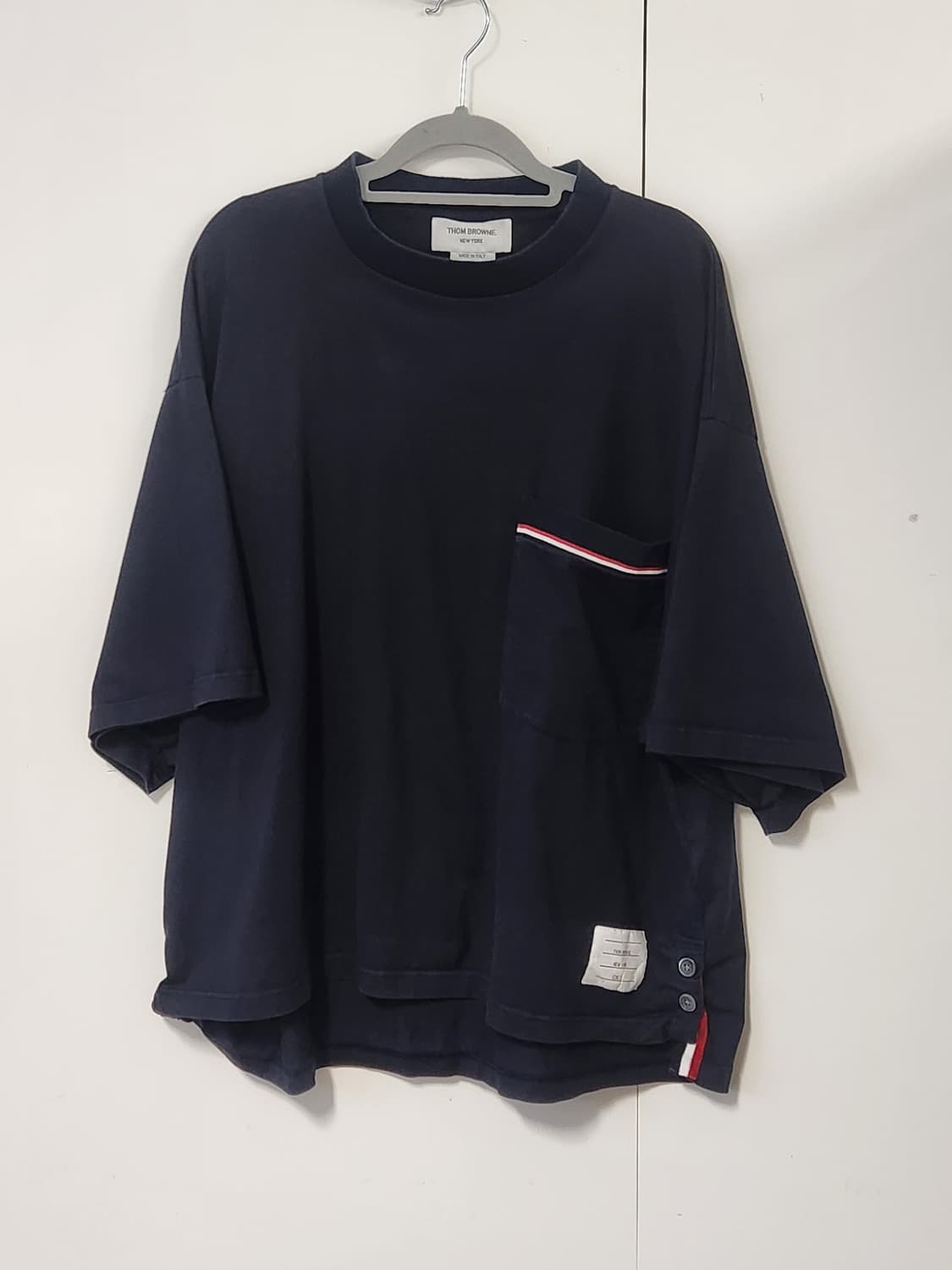 톰브라운 오버사이즈 크롭 반팔 2사이즈 상품이미지2