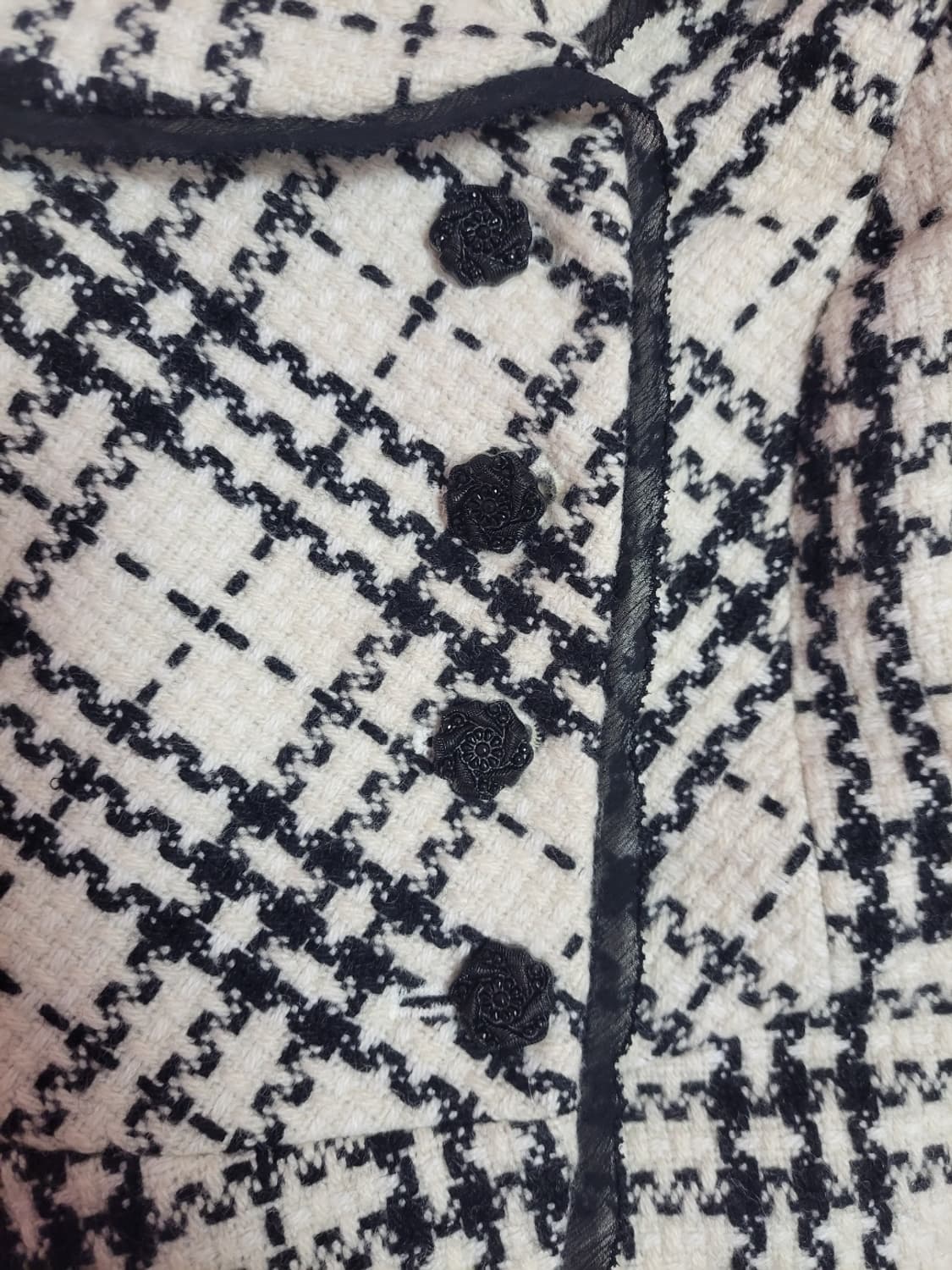 급처상태좋음!라인 샤넬느낌 테두리레이스 로즈단추 체크 공주자켓 레니본st 상품이미지1