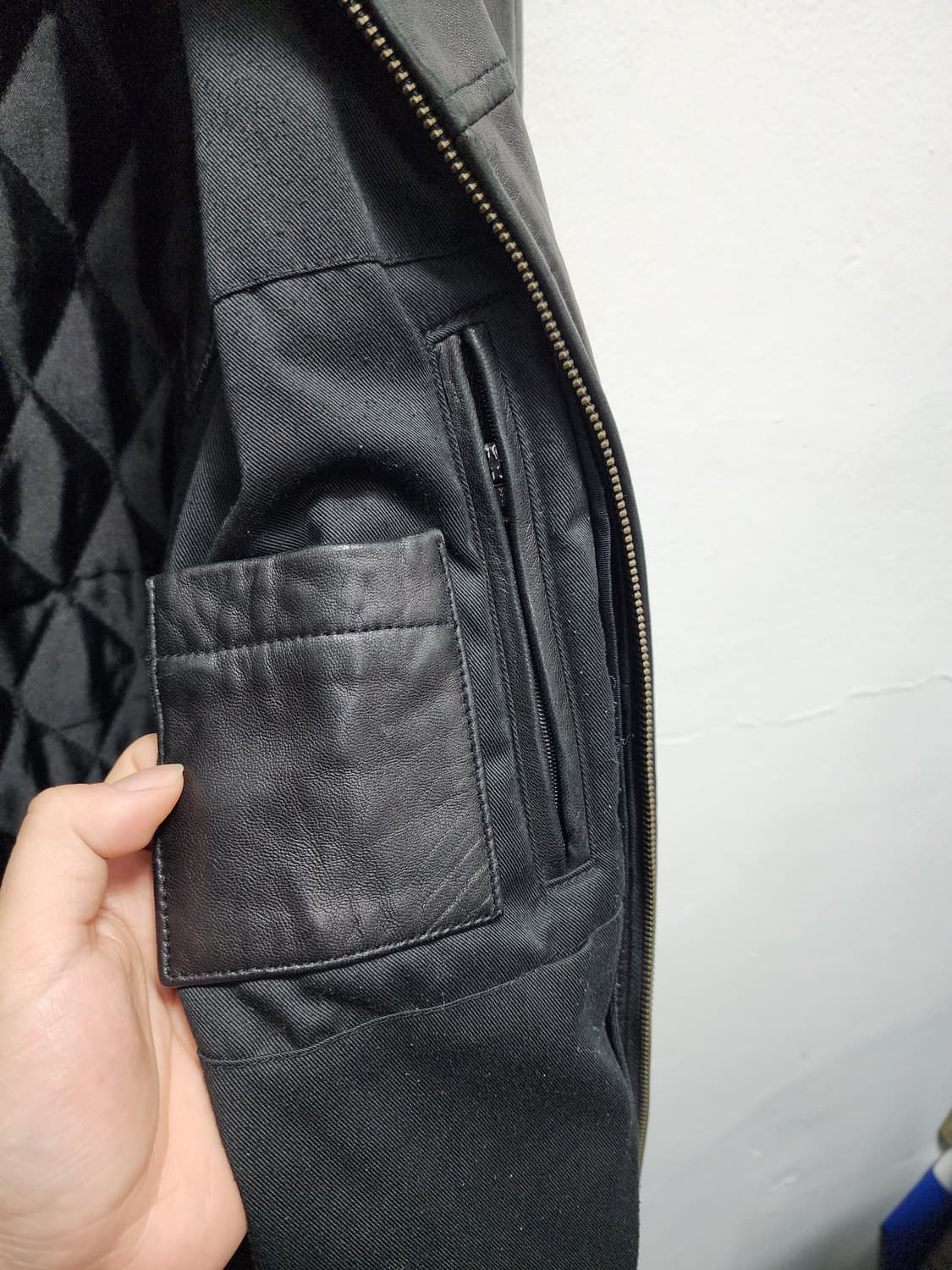 캘빈클라인 누빔 스틸로고 가죽자켓 상품이미지7