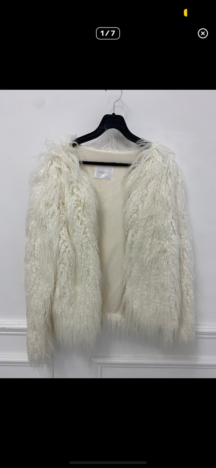 흰색 퍼 자켓 상품이미지1