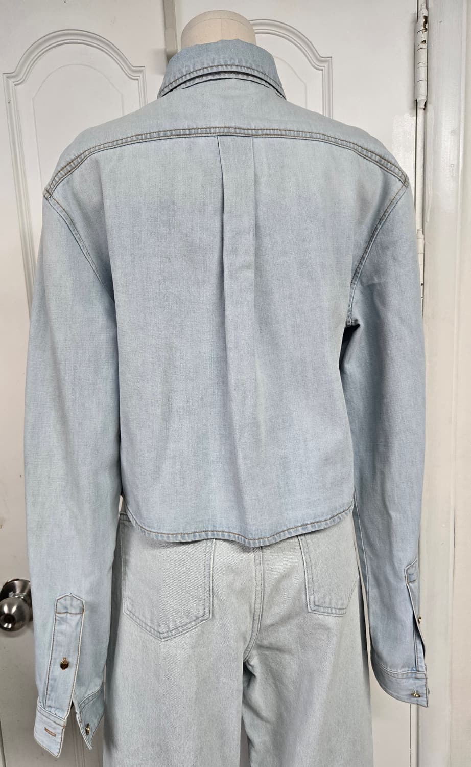 R2W 크롭 데님셔츠 상품이미지5