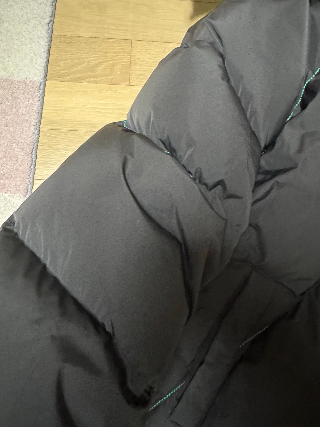 자라 아더에러 패딩 팝니다 상품이미지2