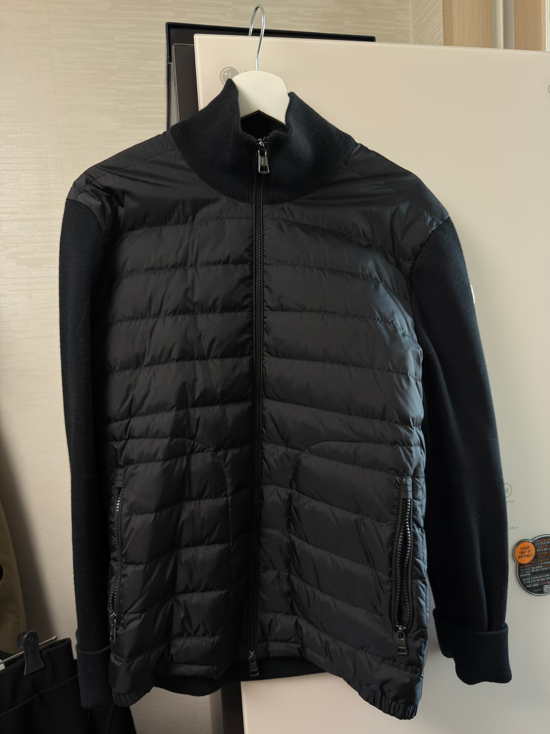 몽클레어 니트패딩울가디건 팝니다 상품이미지3