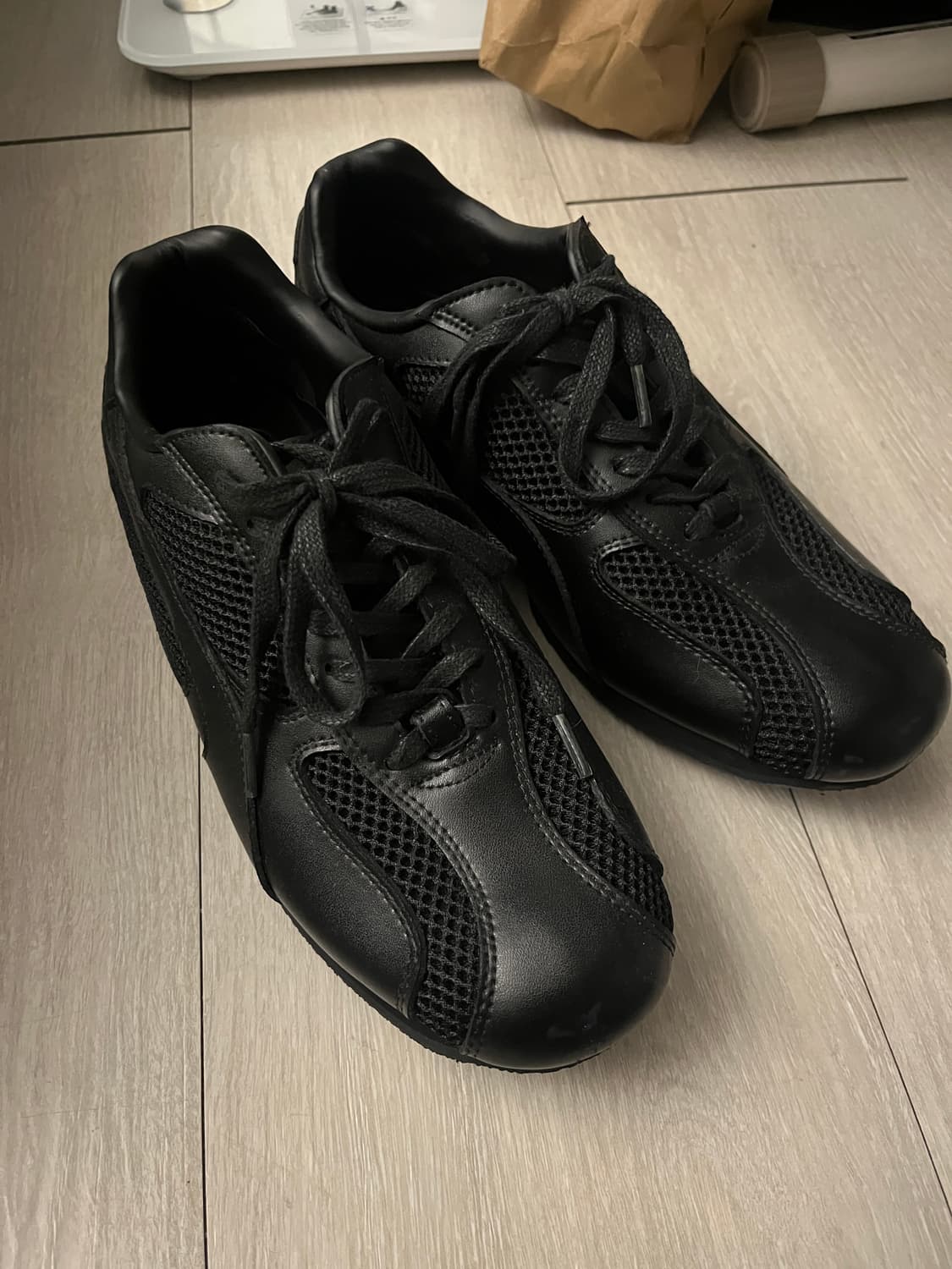 야세 스파이더 레더 스니커즈 250 상품이미지1