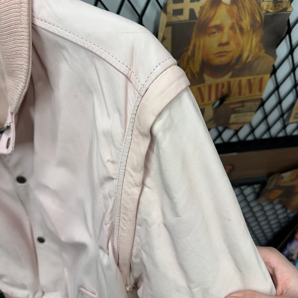 90s 하드락 카페 레더 바시티 자켓 후면 빅로고 포인트 핑크 상품이미지9