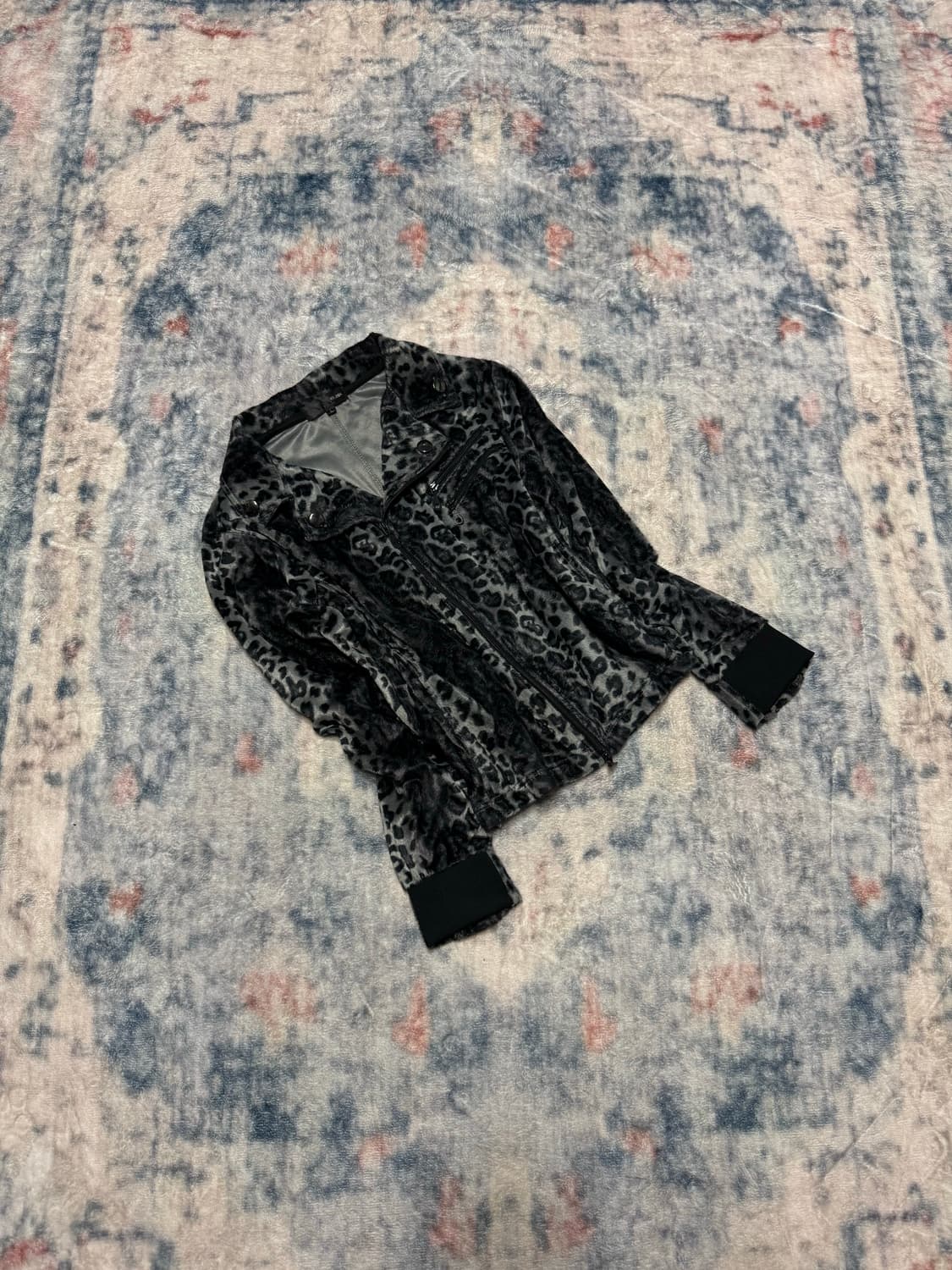 Rubik snow leopard velour fur rider jack 상품이미지1