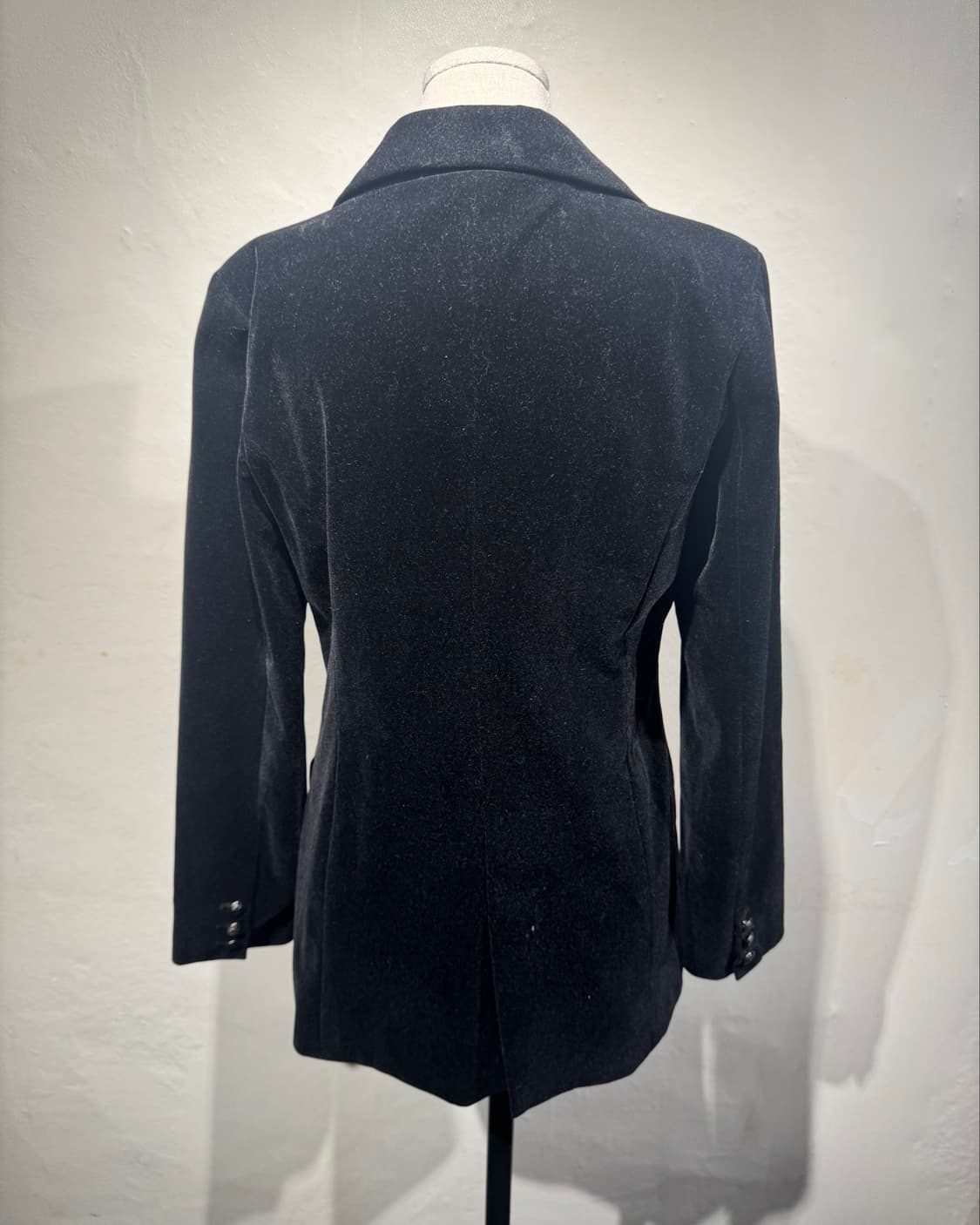 ”Comfort basic“ Black velvet blazer  상품이미지3