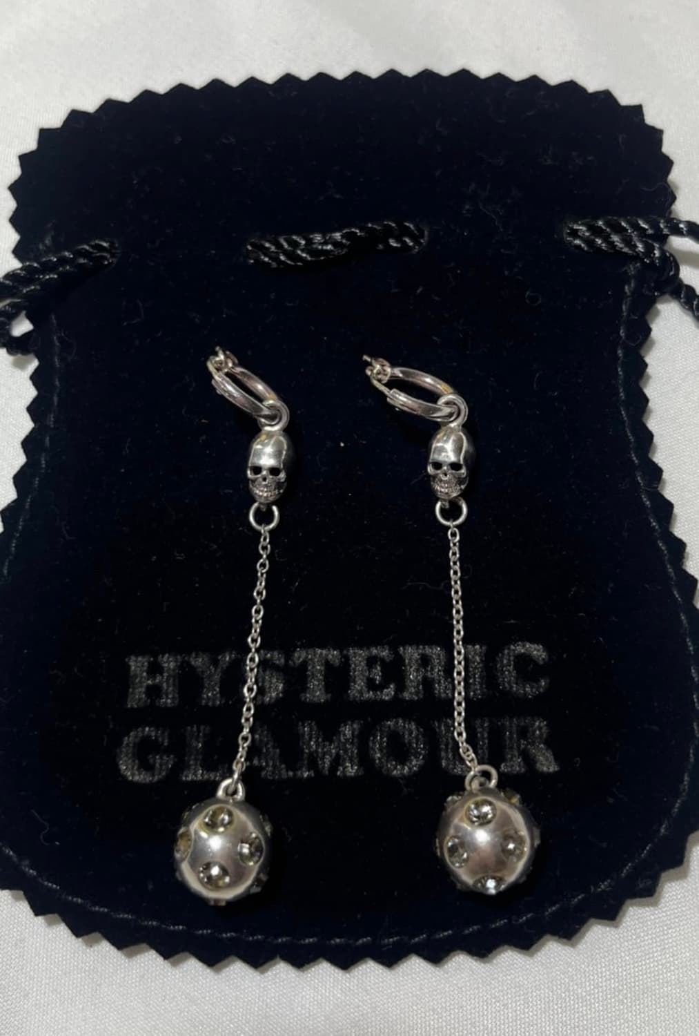히스테릭 글래머 해골 볼 드롭 귀걸이 상품이미지1