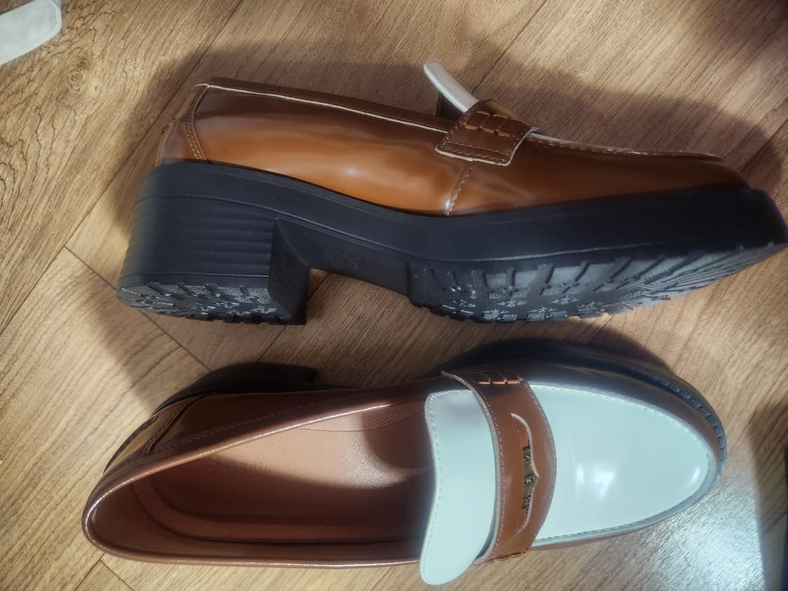 마르니 브라운/화이트 페니 로퍼  상품이미지2