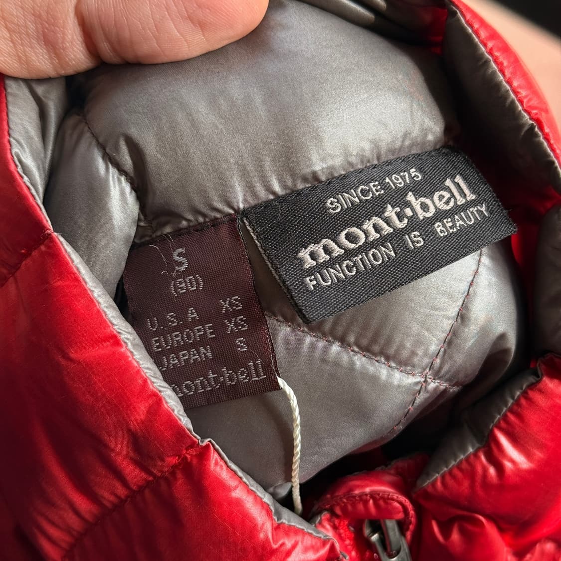 몽벨 구스다운 퍼텍스 경량패딩 상품이미지6