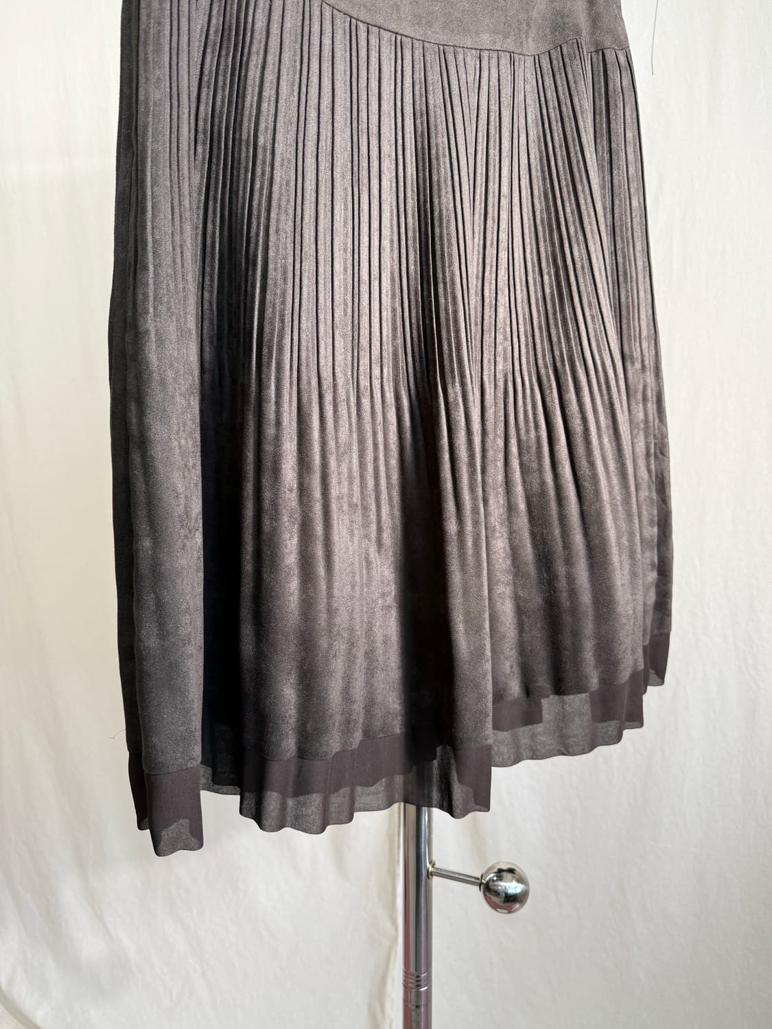 reflect 플리츠 미디 스커트 상품이미지3