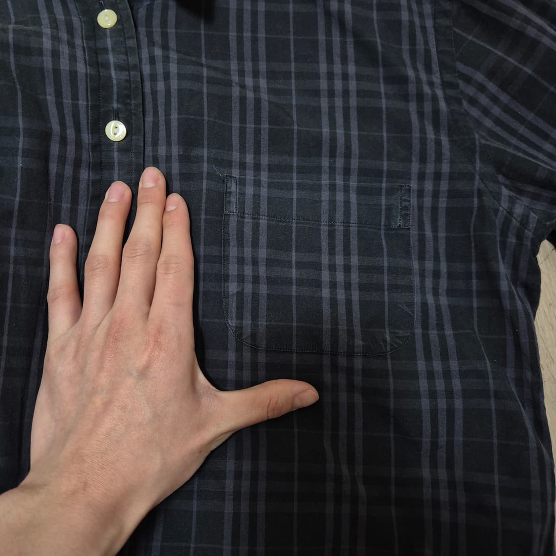 버버리 런던 여성 버튼다운 포켓 체크셔츠 L(100) 상품이미지4