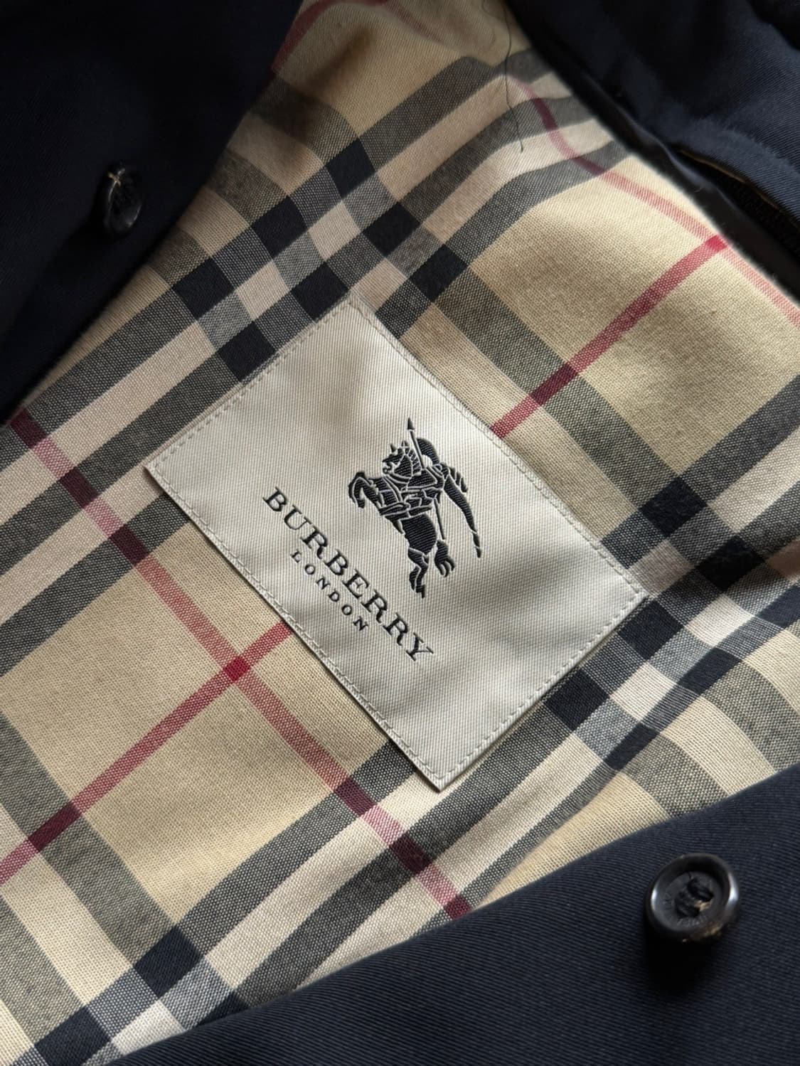 버버리 벨티드 래글런 코트 105 상품이미지10