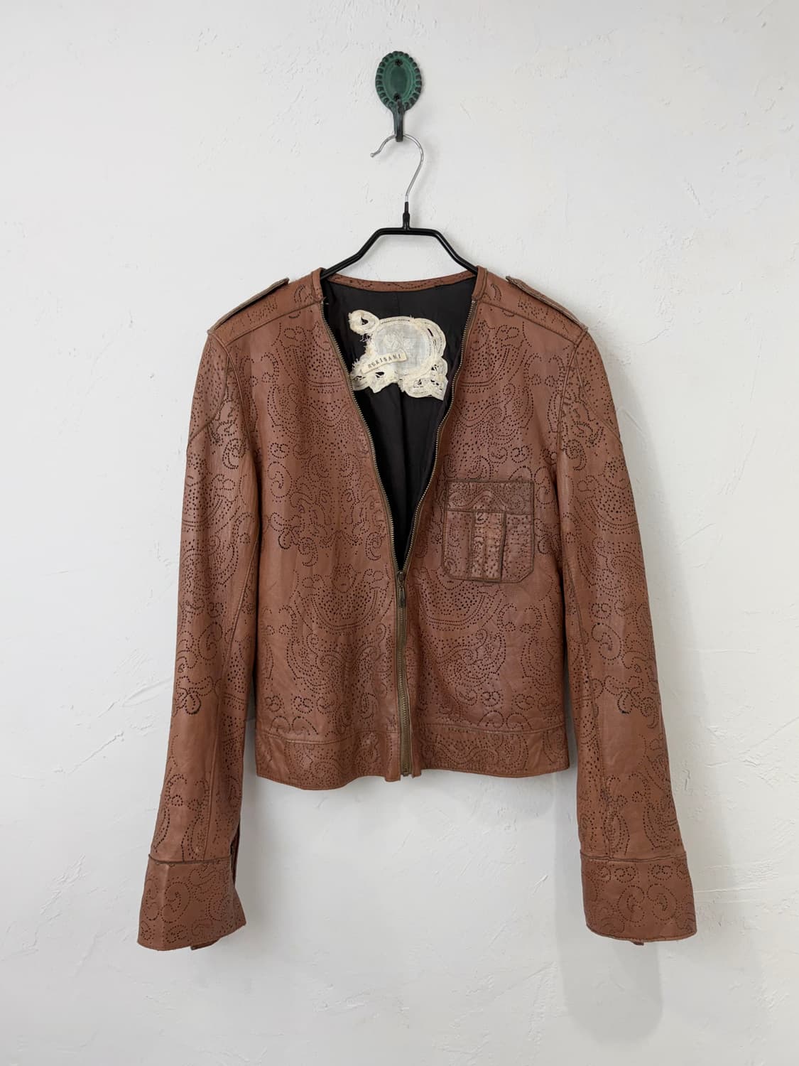 REKISAMI 펀칭 레더 자켓 상품이미지1