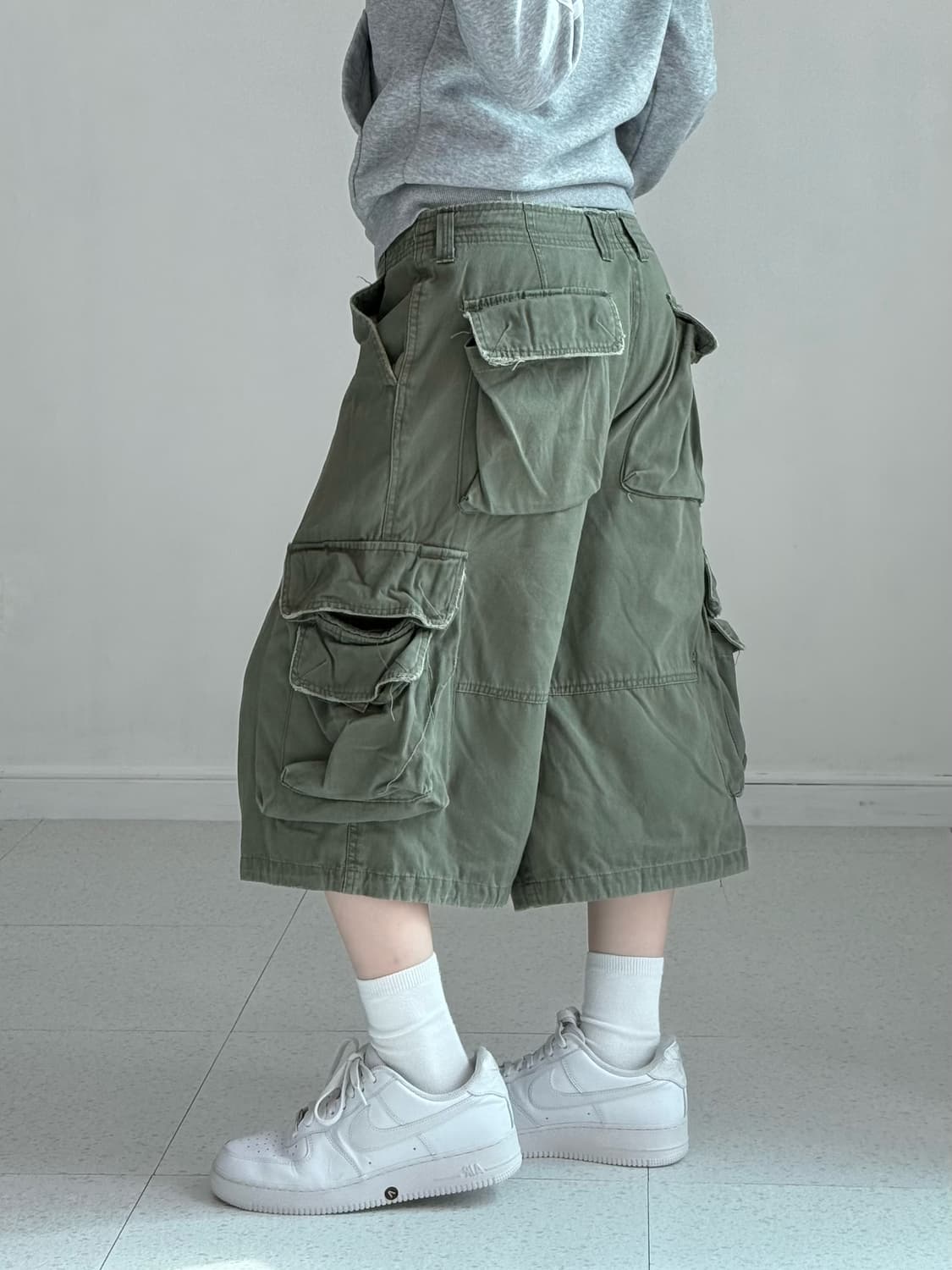 빈티지 카키 버뮤다 팬츠 상품이미지3