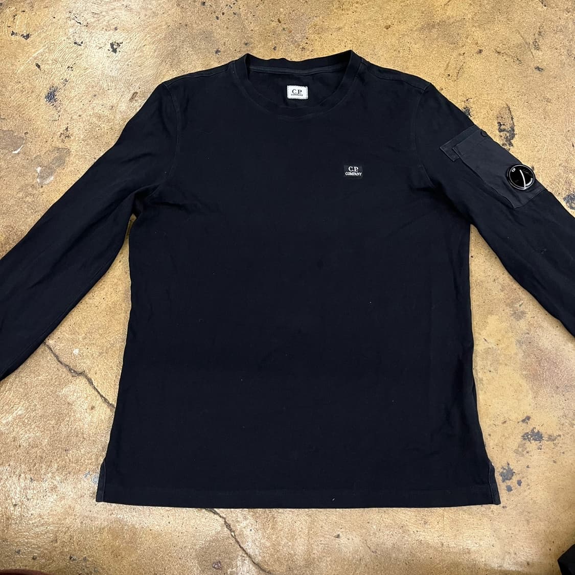 [정품/105] C.P. 컴퍼니 렌즈 와펜 롱슬리브 티셔츠 b16 상품이미지3