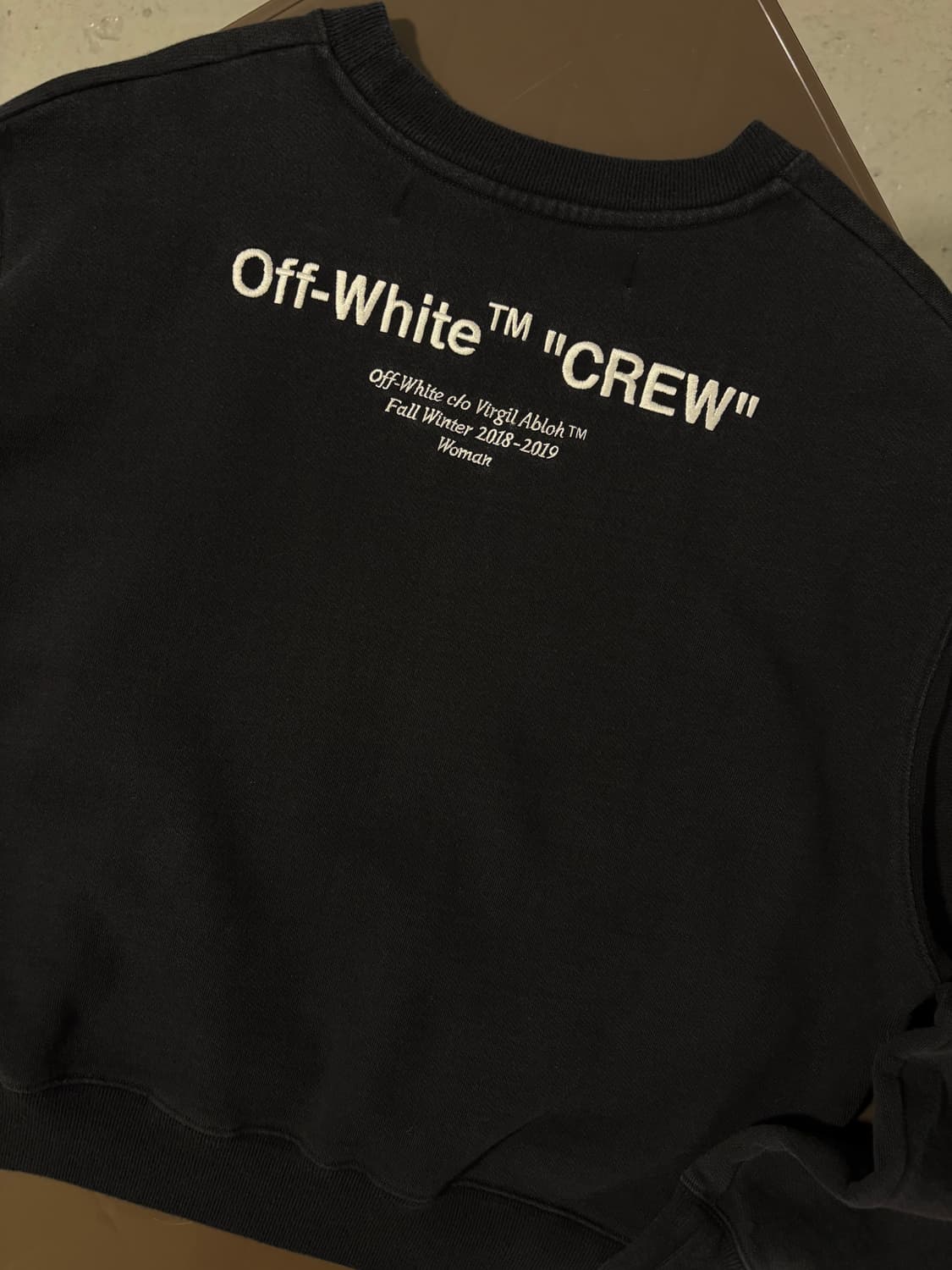 오프화이트 맨투맨  상품이미지6