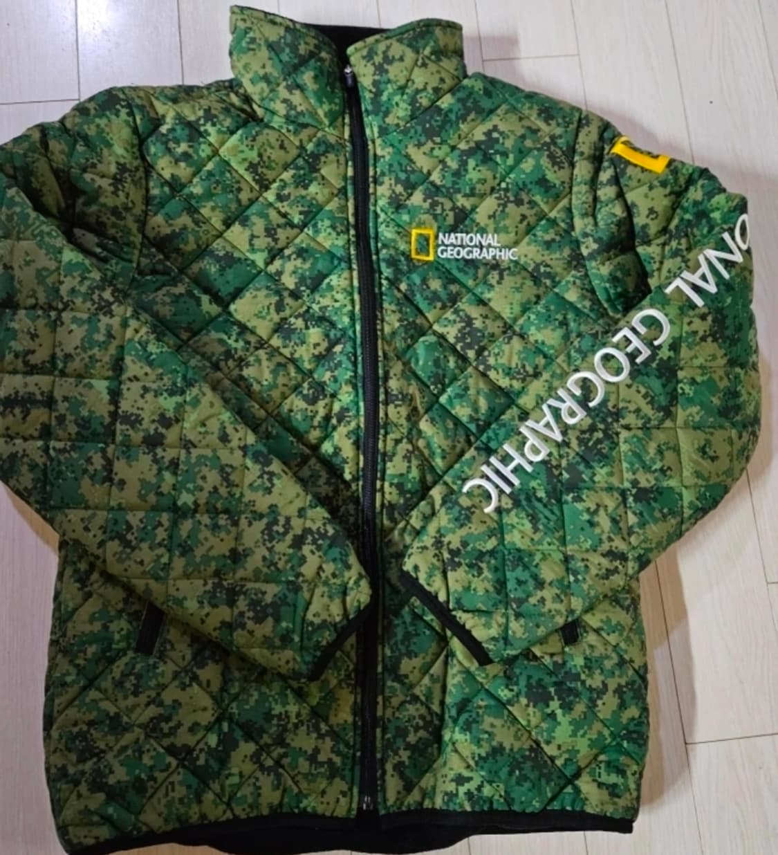 내셔널지오그래픽 이니셜점퍼 상품이미지1