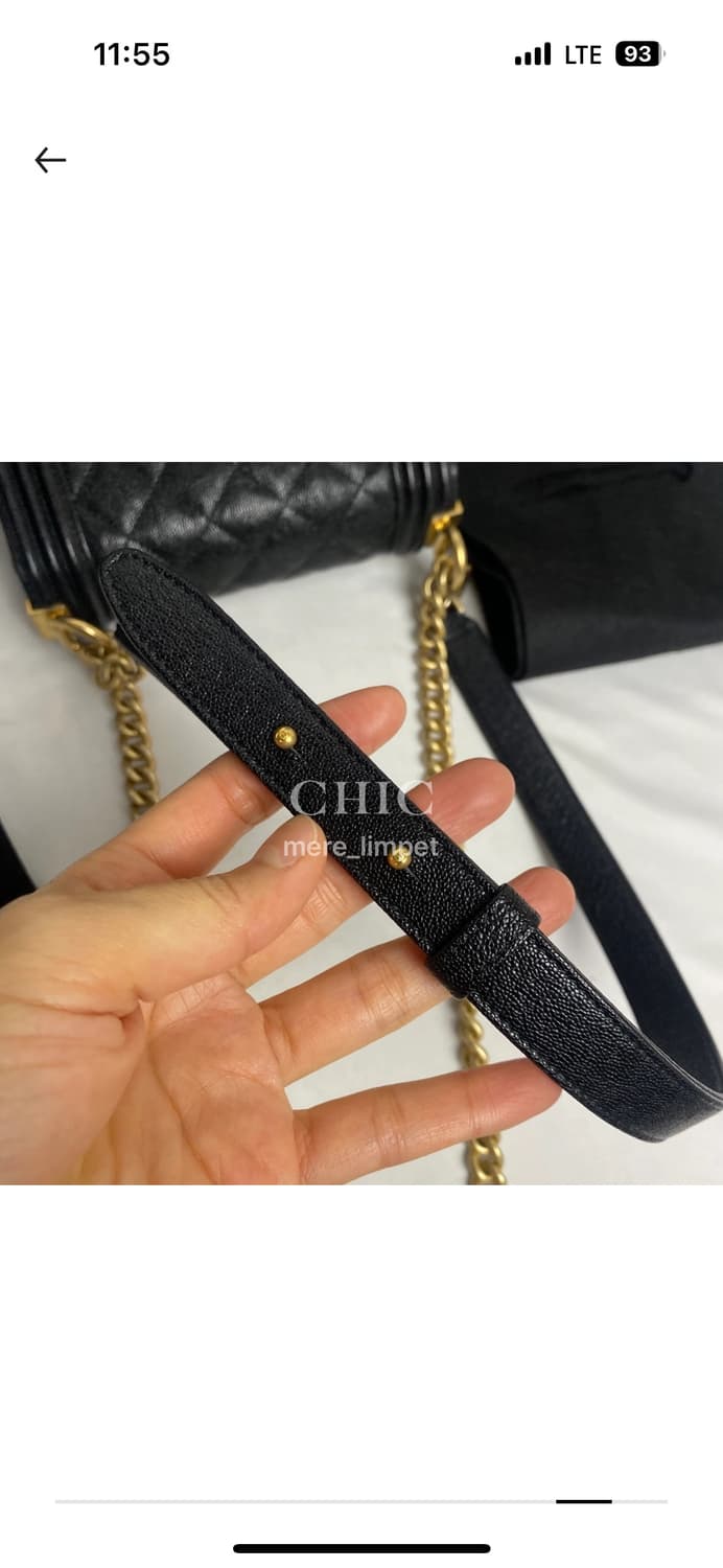 [신품급풀박스]샤넬 보이사첼백 뉴보이 금장 캐비어 한정판 상품이미지5