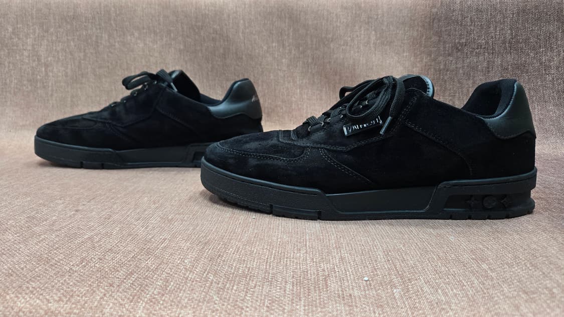 루이비통260mm- LV 트레이너 스니커즈 블랙 스웨이드 상품이미지4