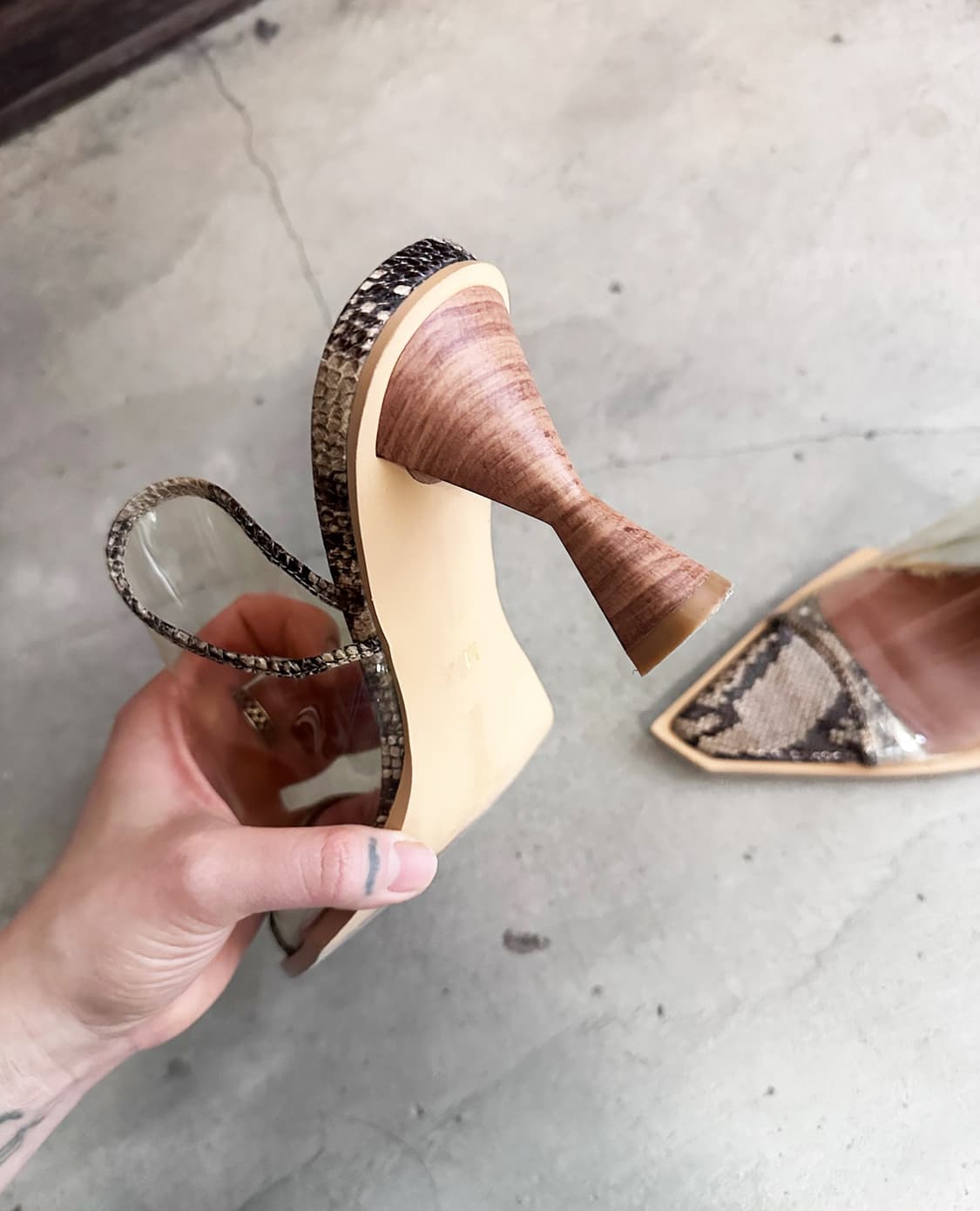 EVOL pointed wood heel mules 상품이미지3