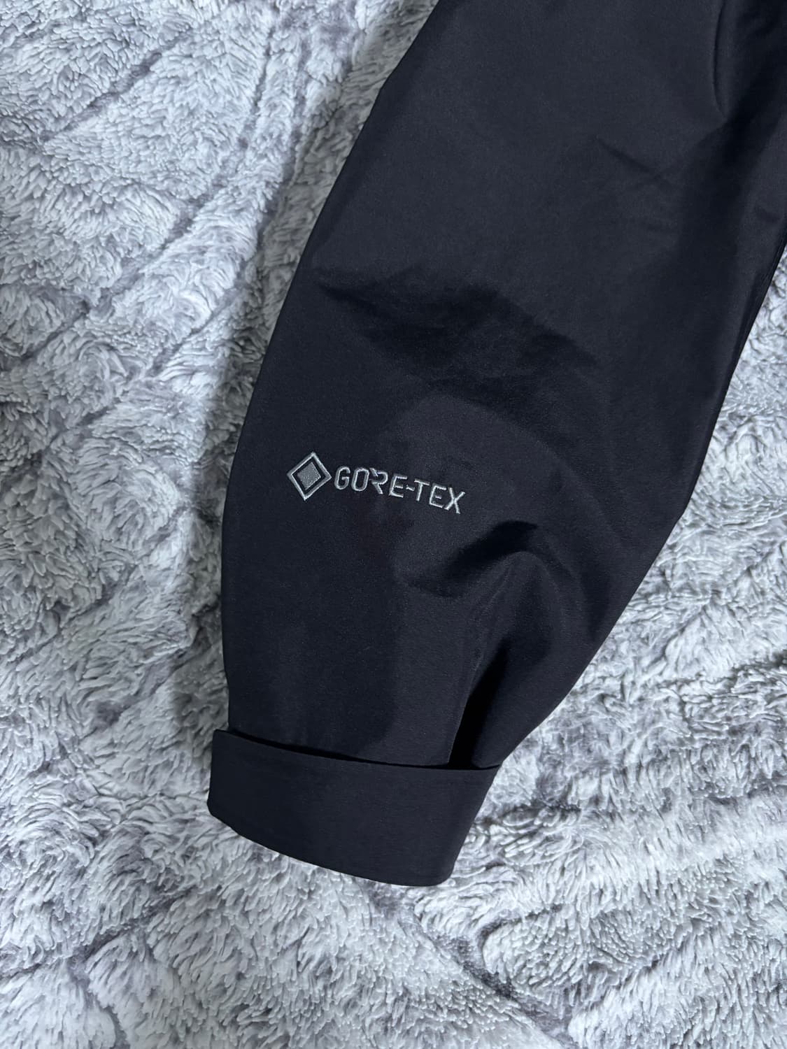 살로몬 고어텍스 자켓 상품이미지3