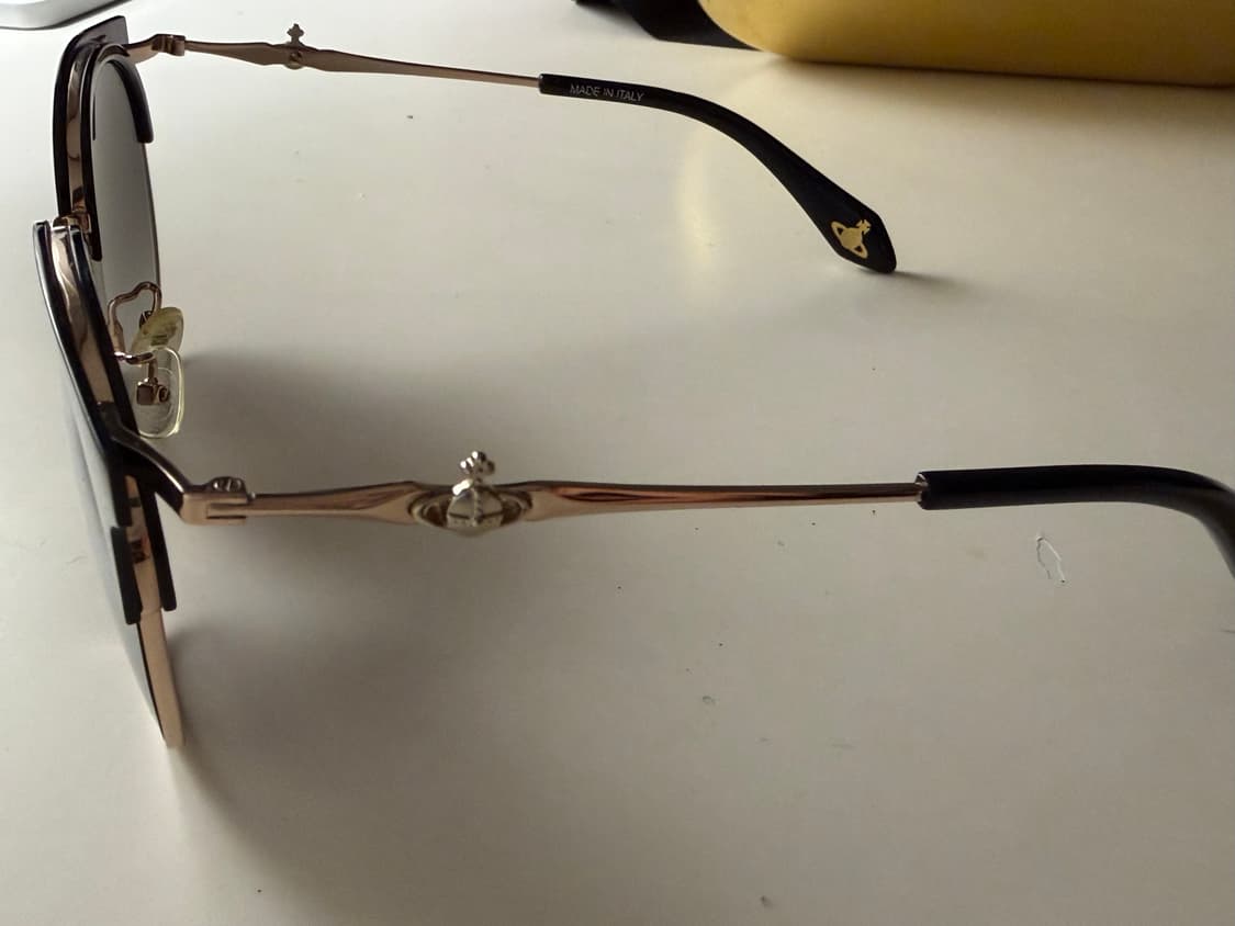 비비안 웨스트우드 선글라스 블랙 상품이미지3