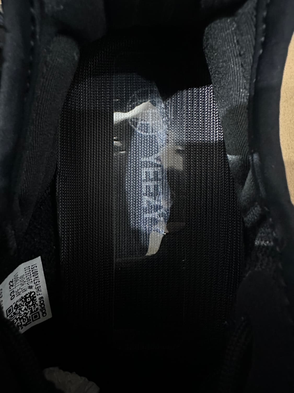 이지부스트 350 v2 오닉스 팝니다. 상품이미지3