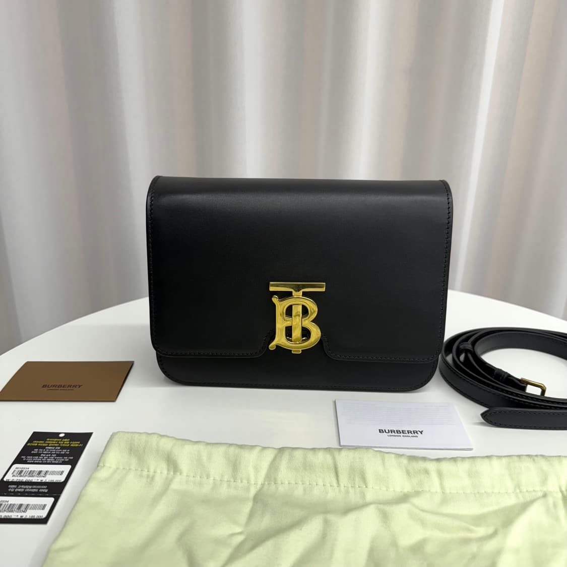 [정품] 버버리 TB백 스몰 블랙 상품이미지2